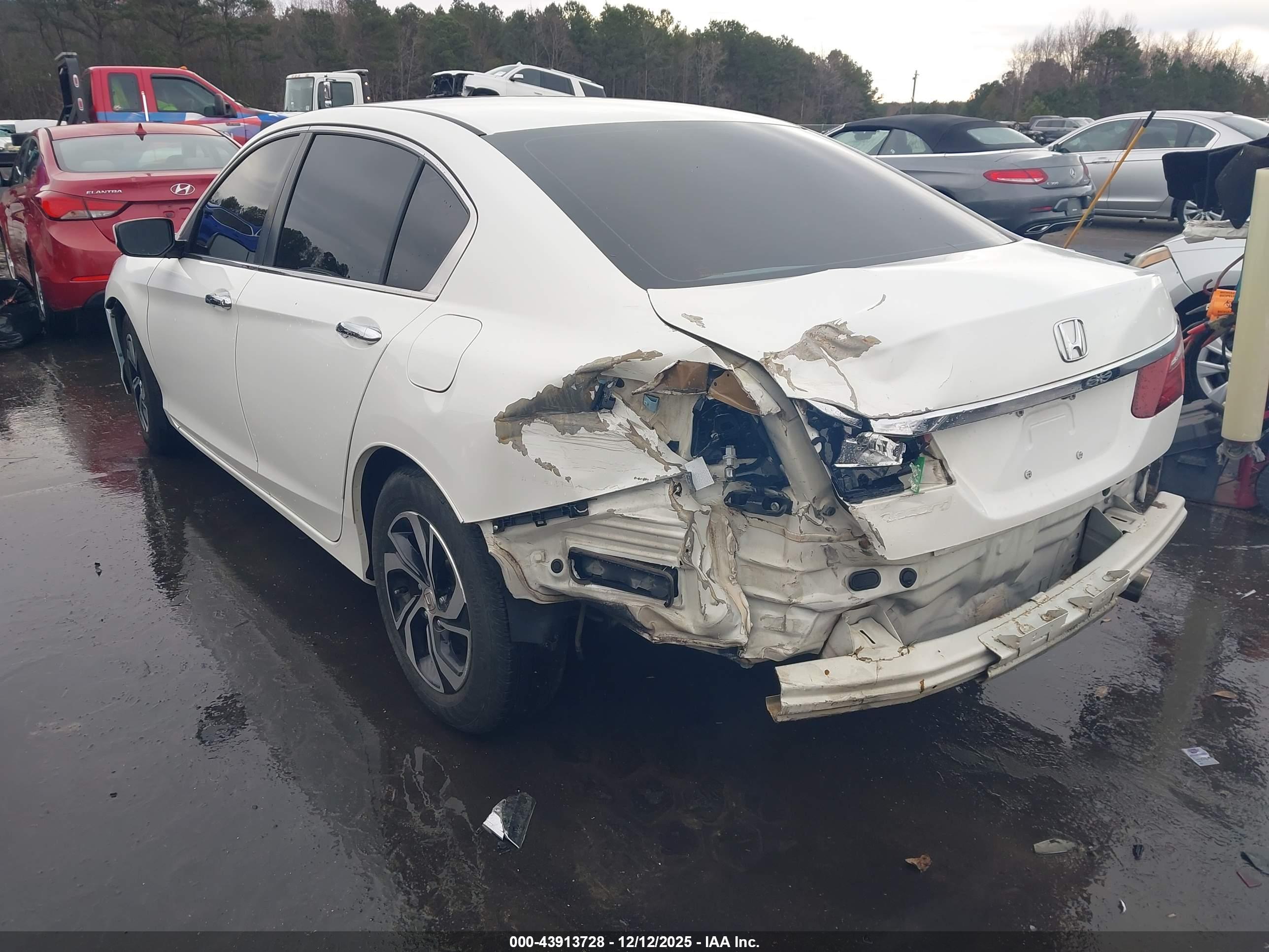 HONDA ACCORD image 3