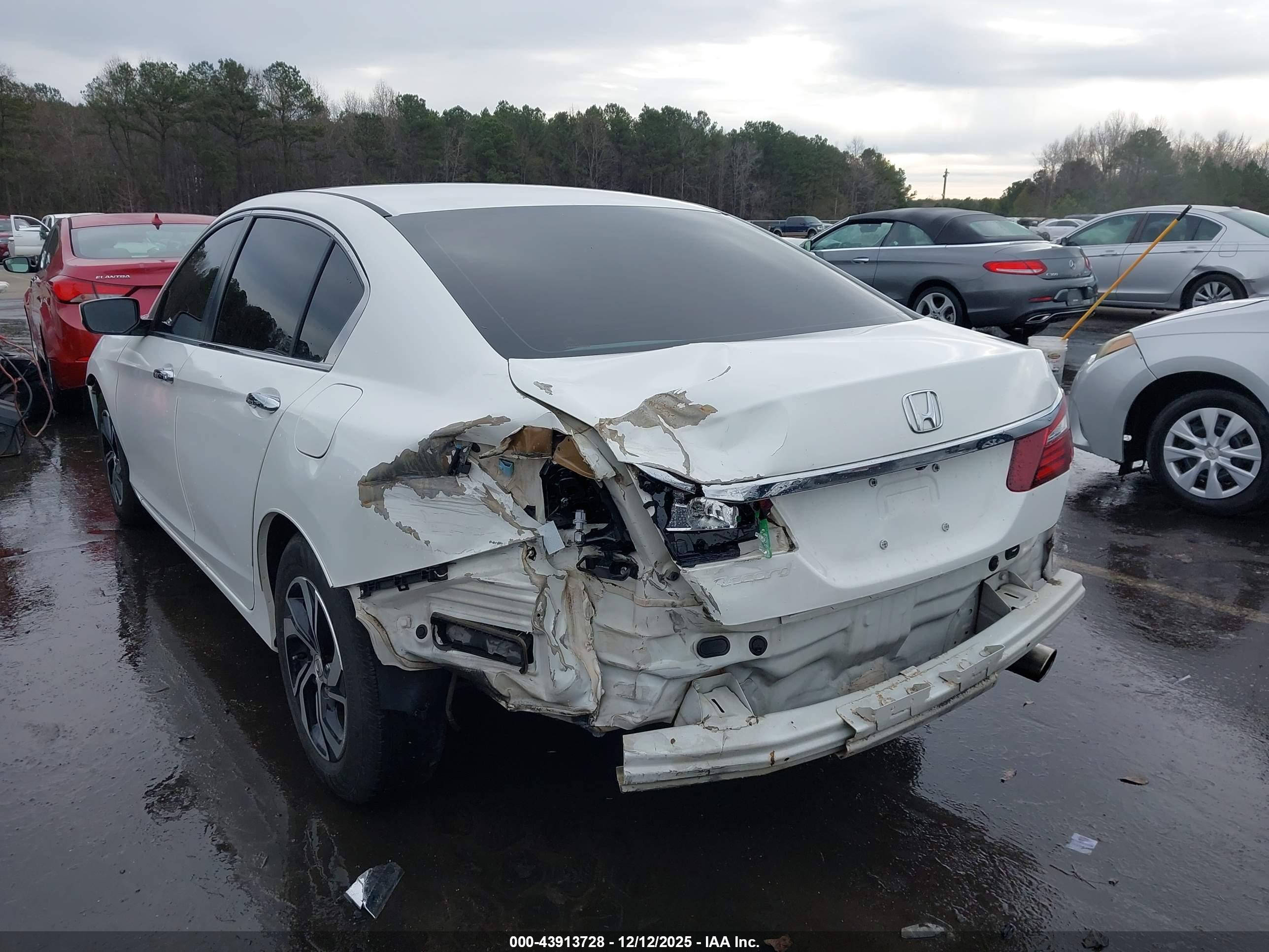HONDA ACCORD image 6