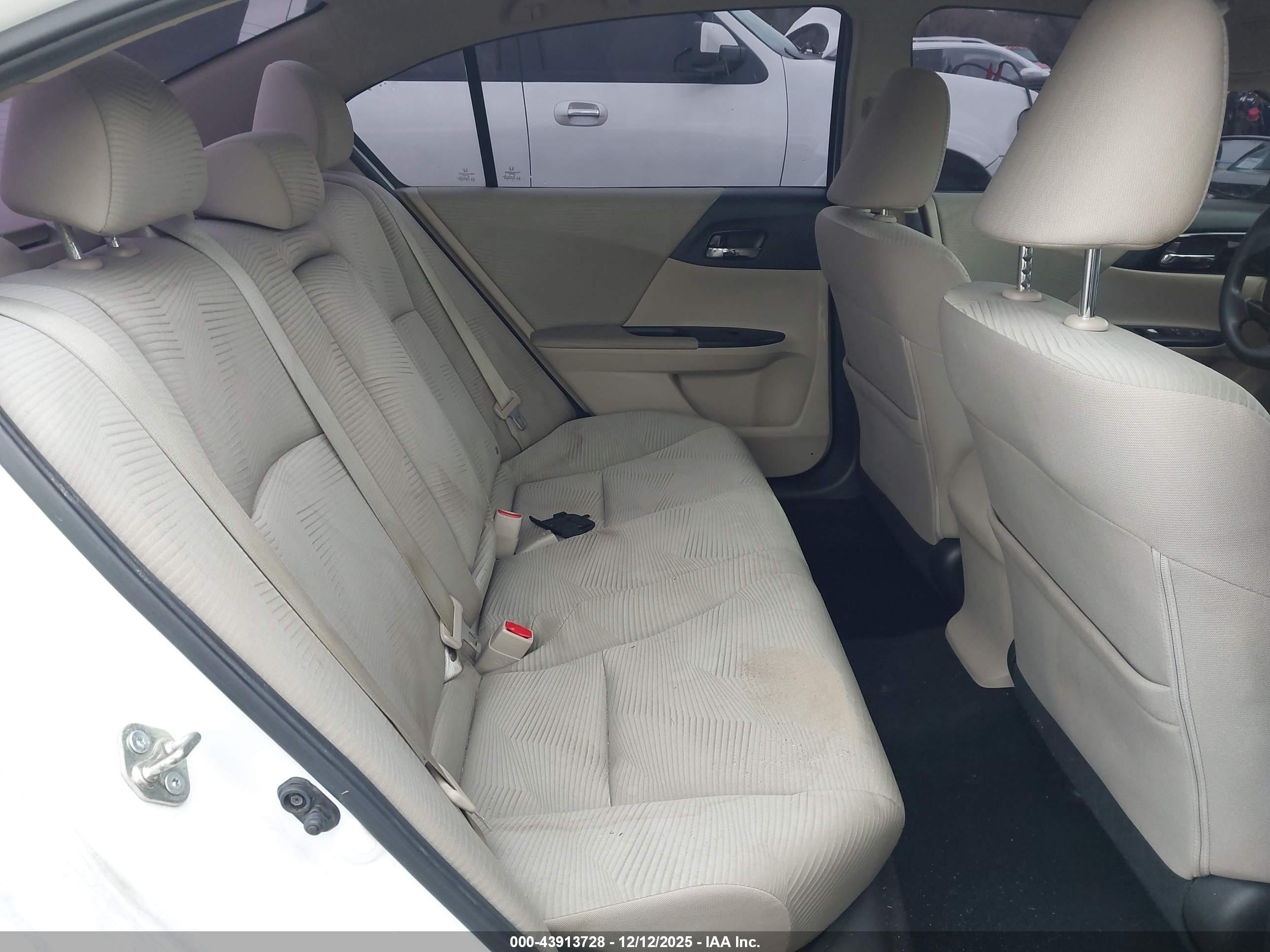 HONDA ACCORD image 8