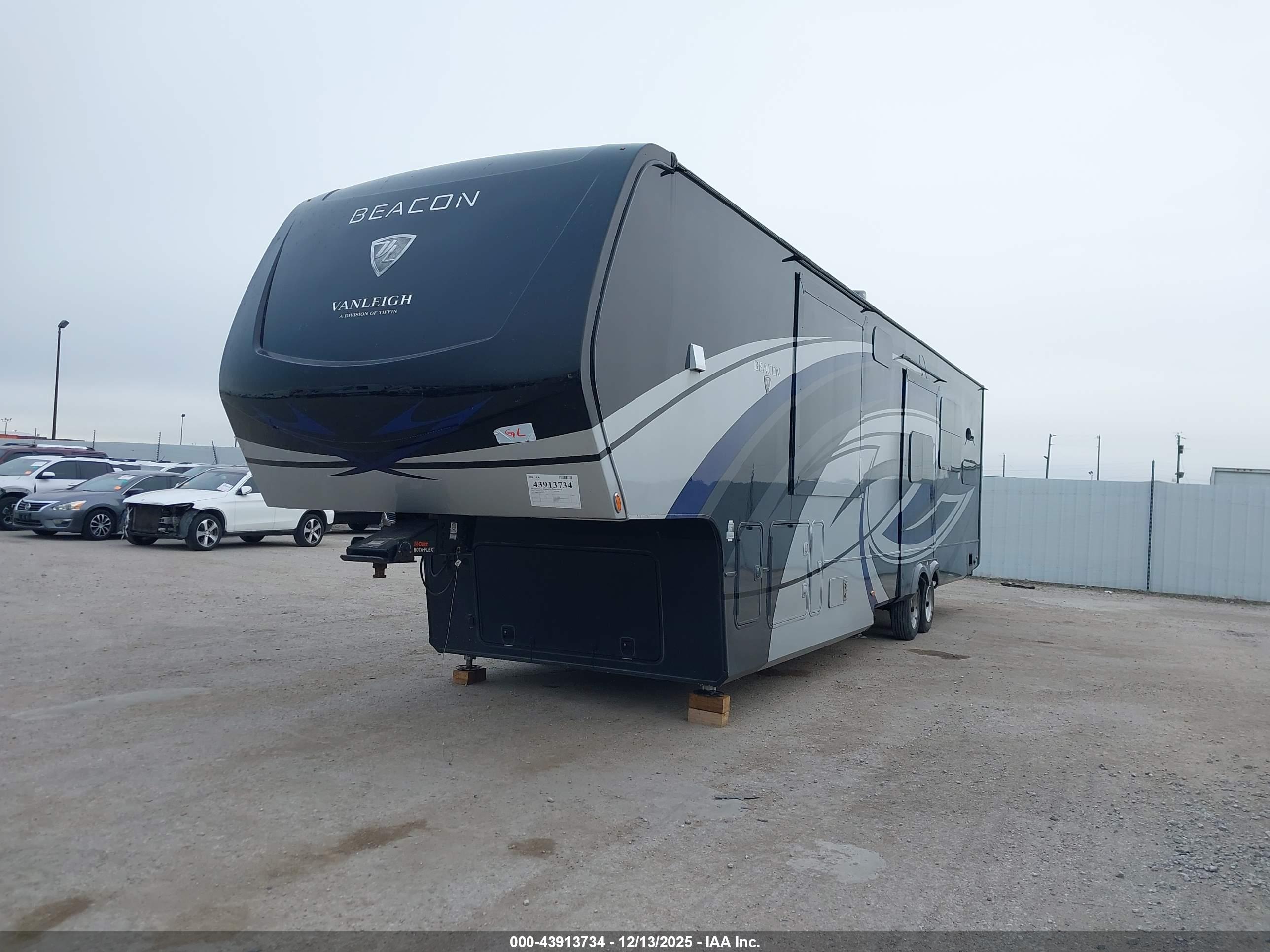 VANLEIGH RV image 2