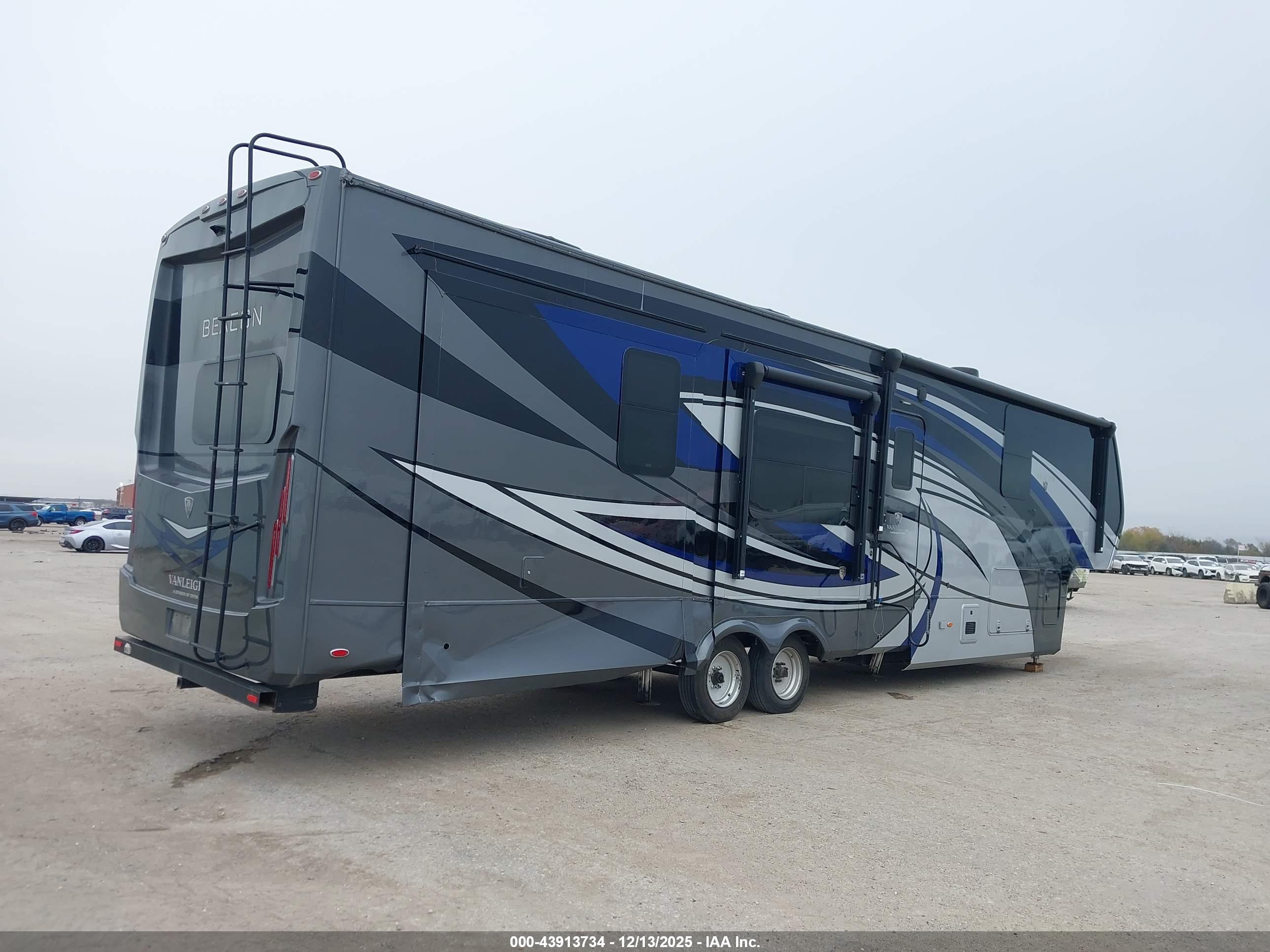 VANLEIGH RV image 6