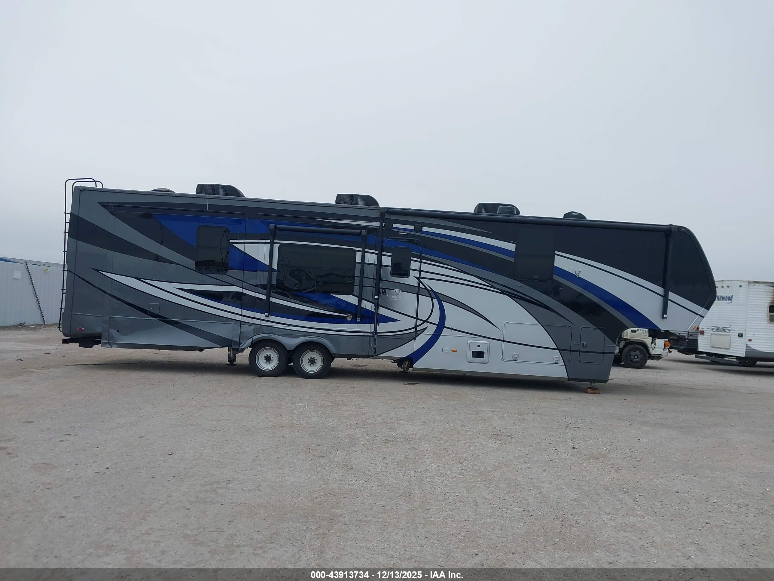 VANLEIGH RV image 8