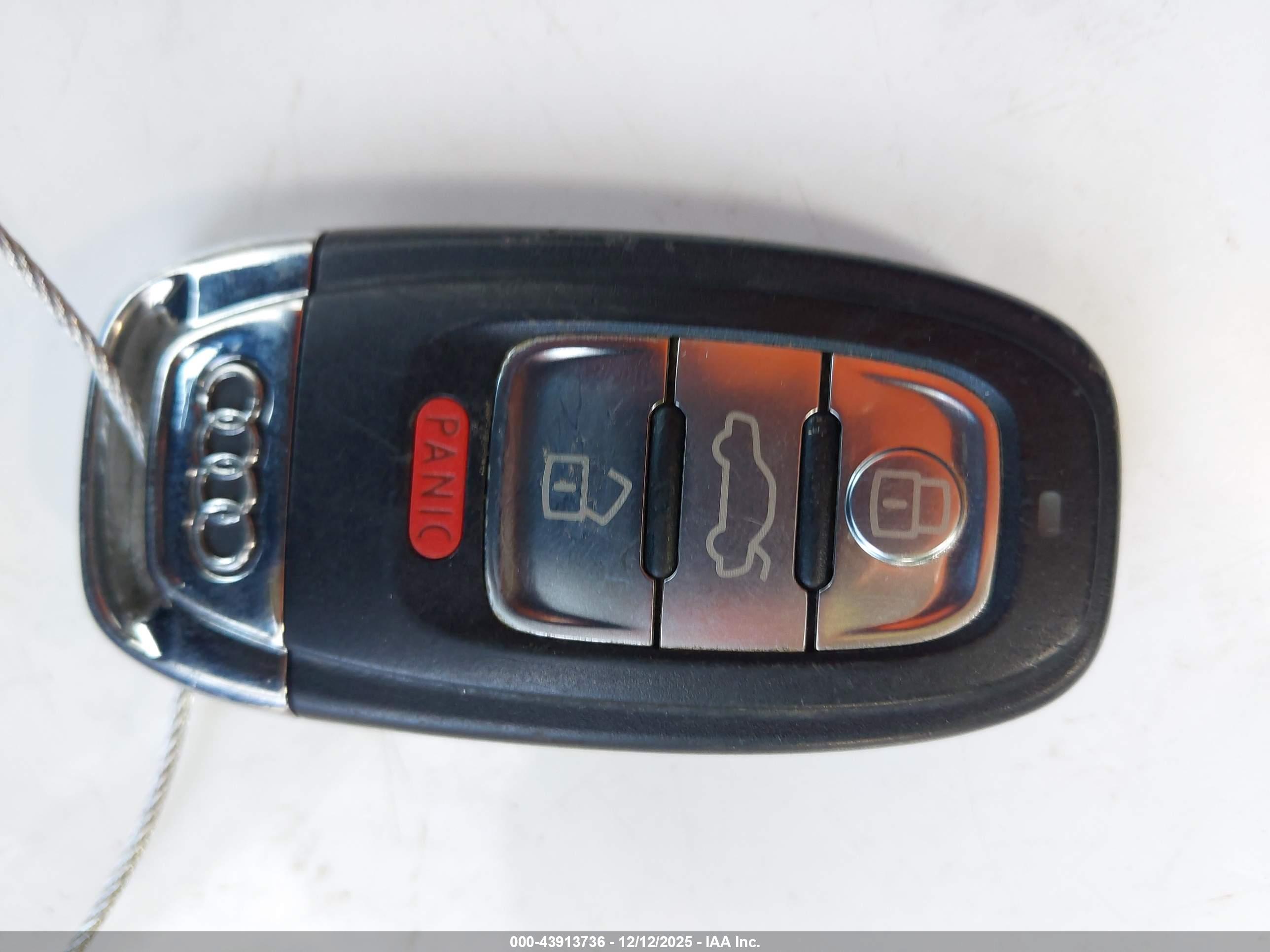 AUDI A4 image 11
