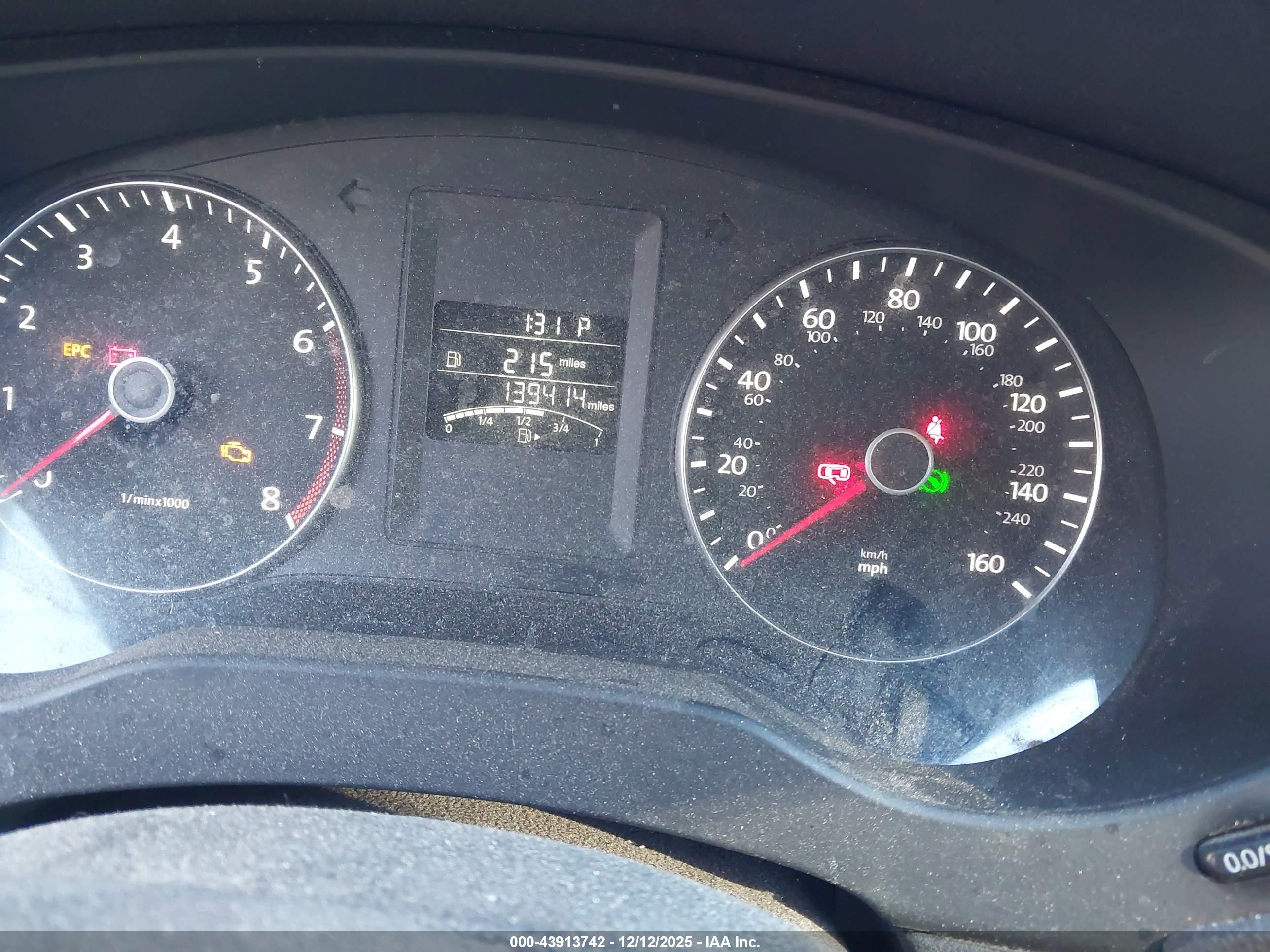 VOLKSWAGEN JETTA image 7