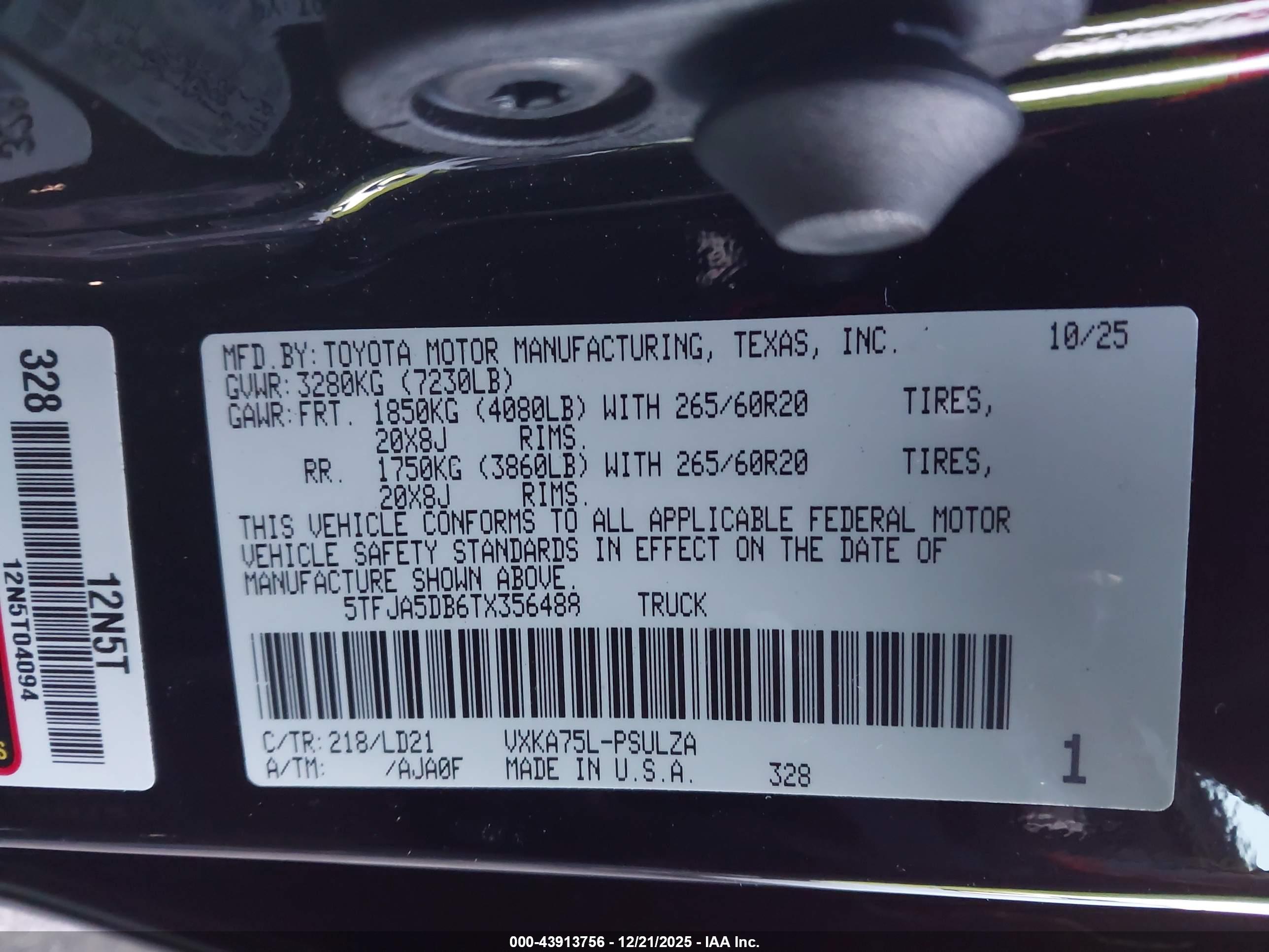 TOYOTA TUNDRA image 9