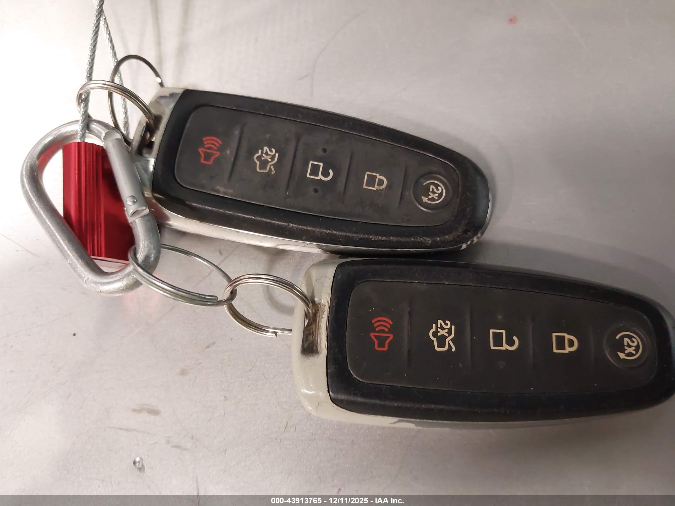 FORD EXPEDITION image 11