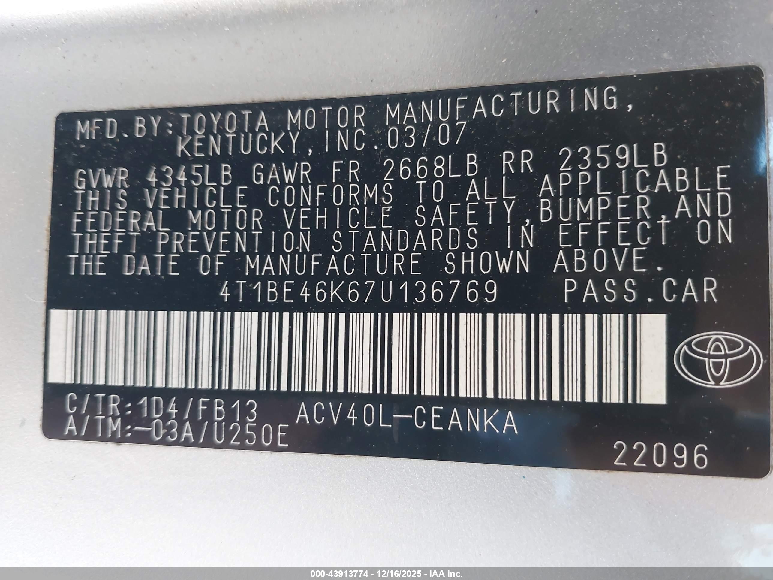 TOYOTA CAMRY image 9