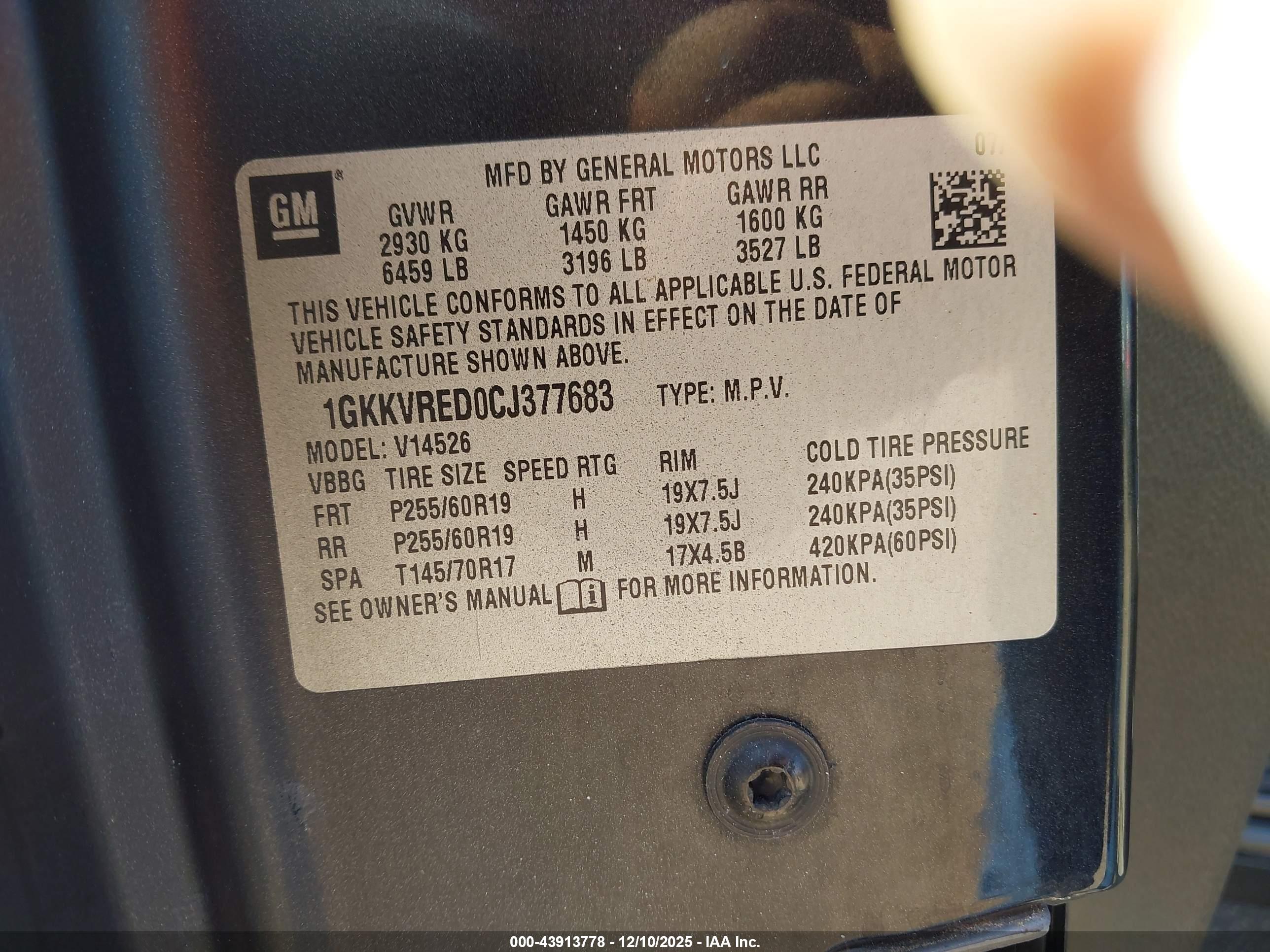 GMC ACADIA image 9