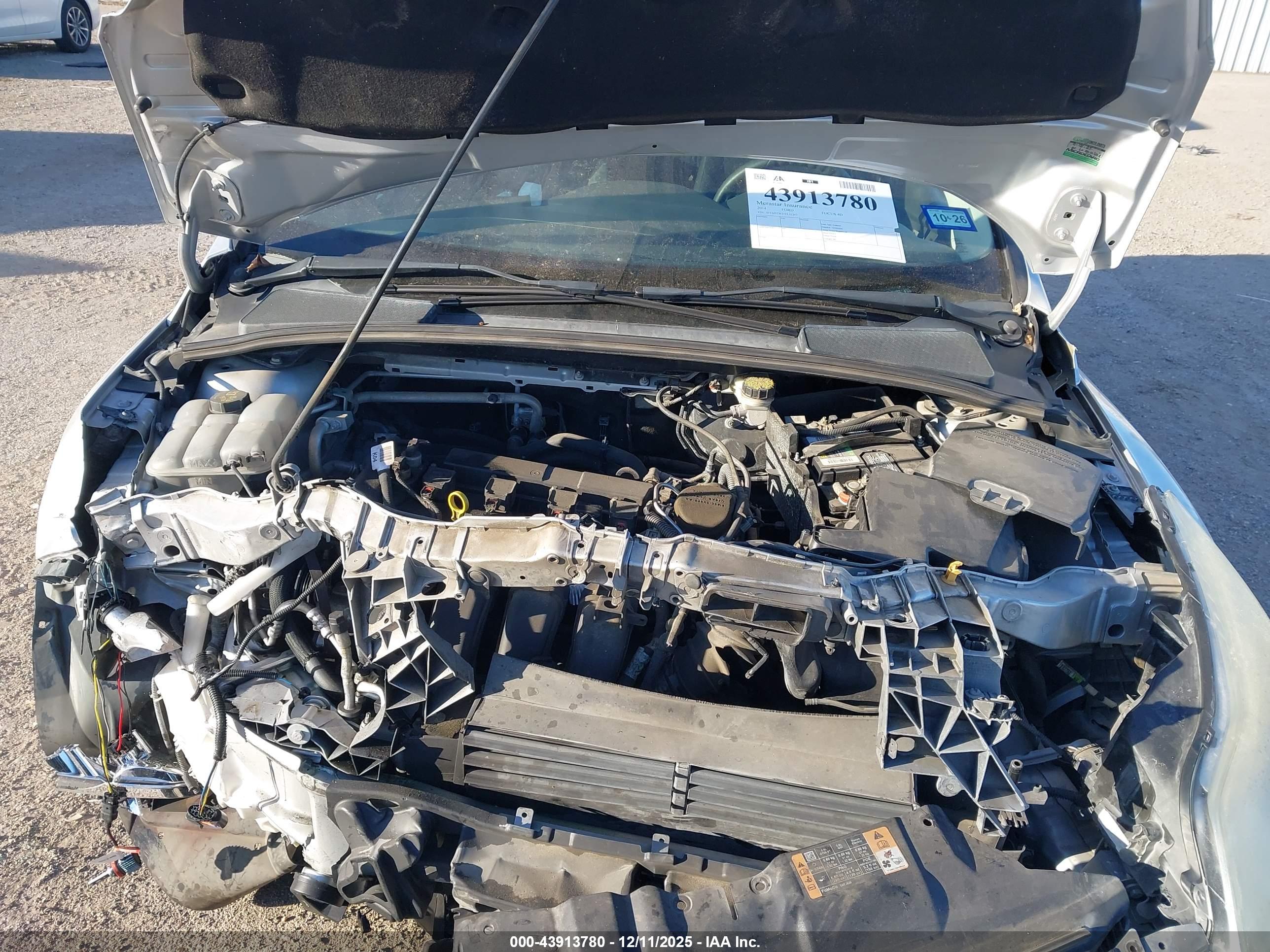 FORD FOCUS image 10