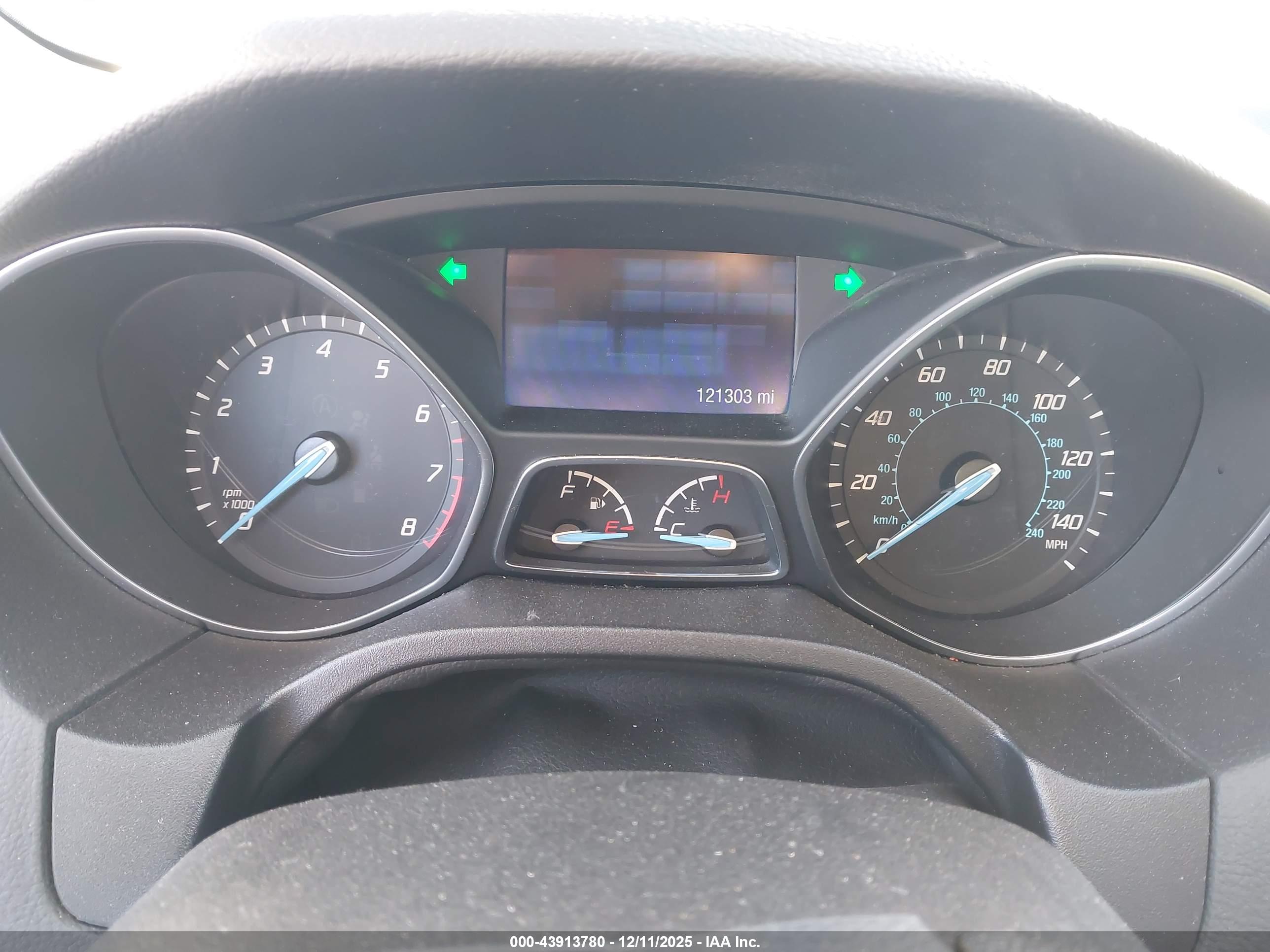 FORD FOCUS image 7