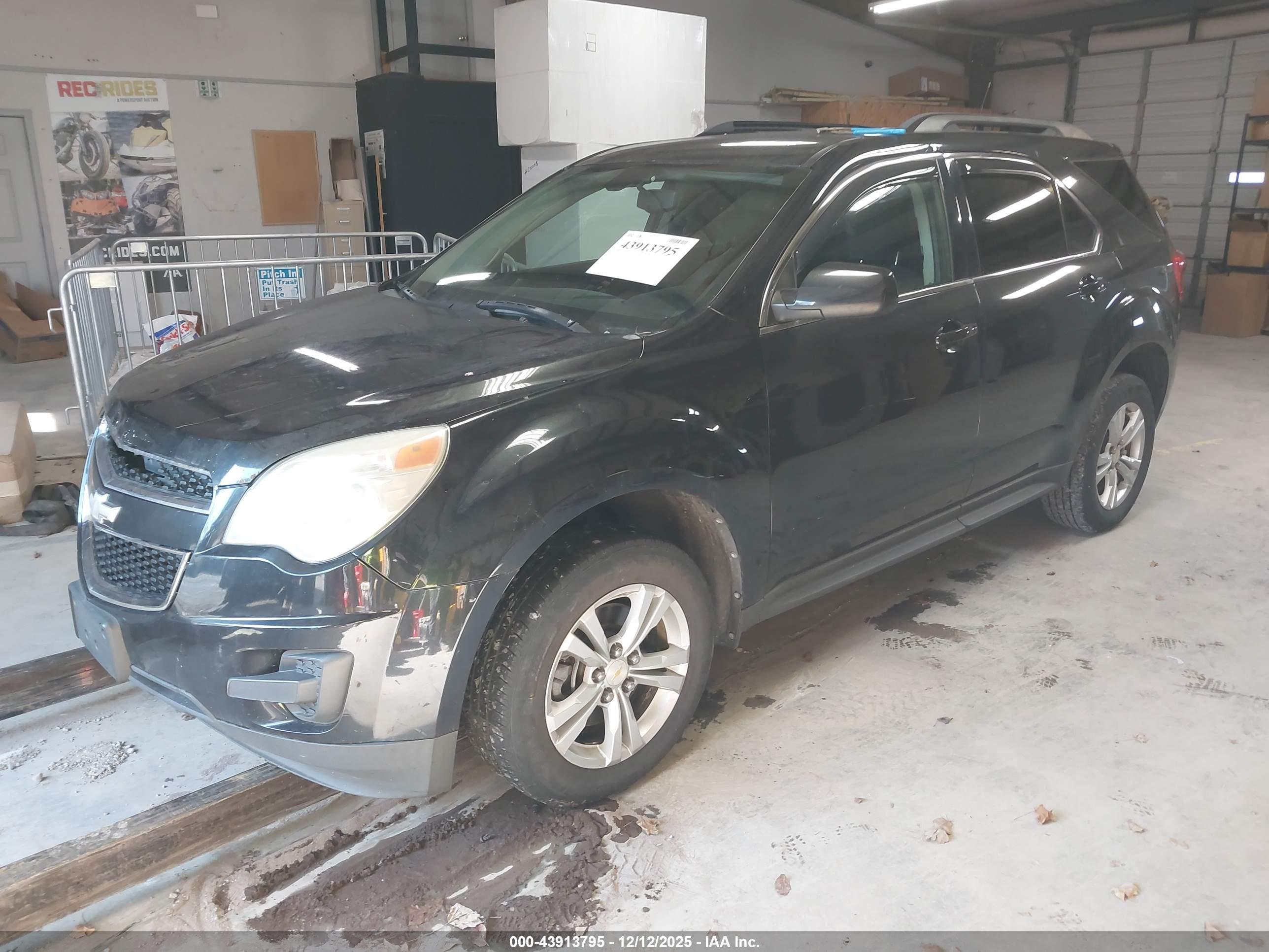 CHEVROLET EQUINOX image 2