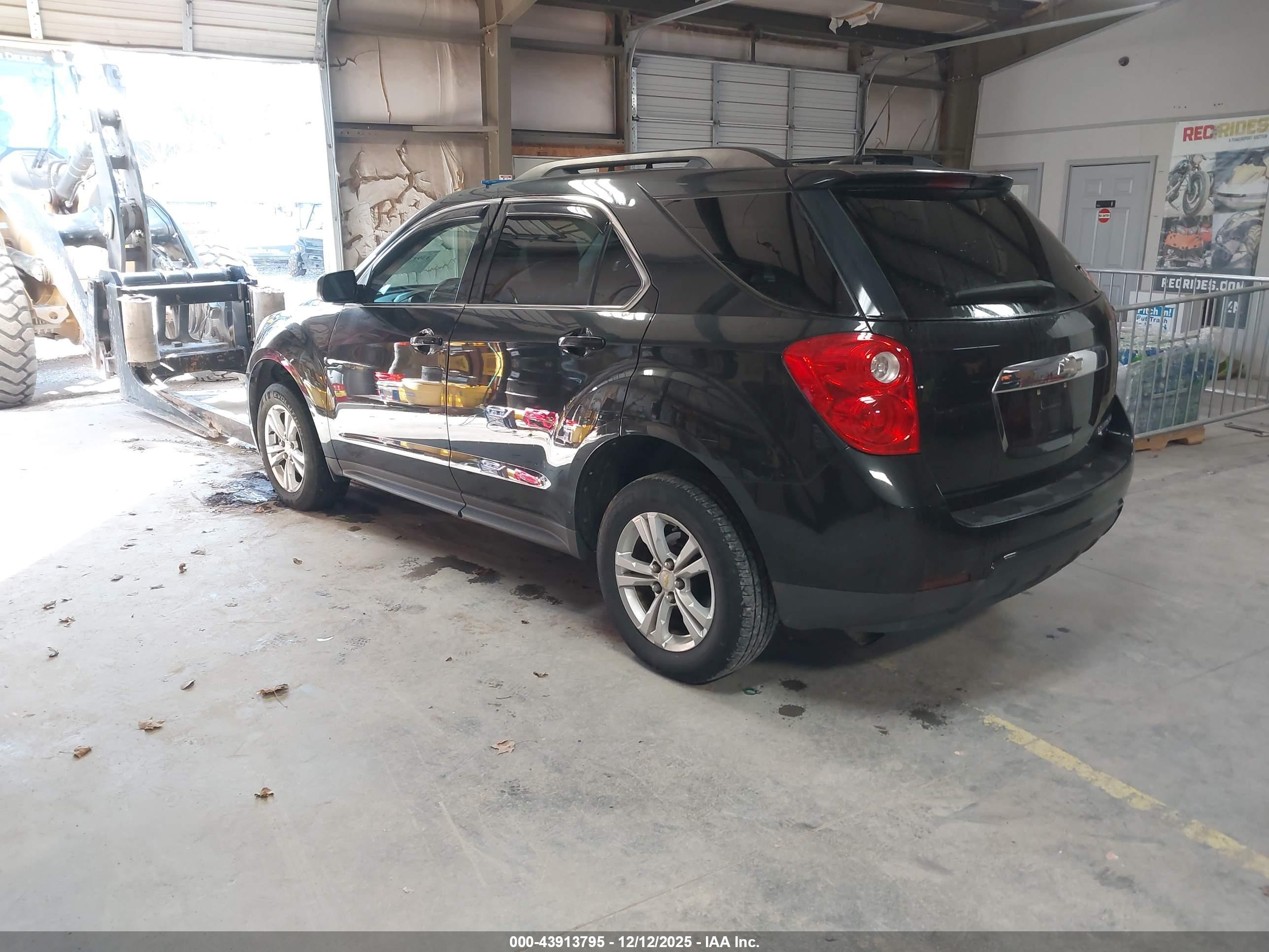 CHEVROLET EQUINOX image 3
