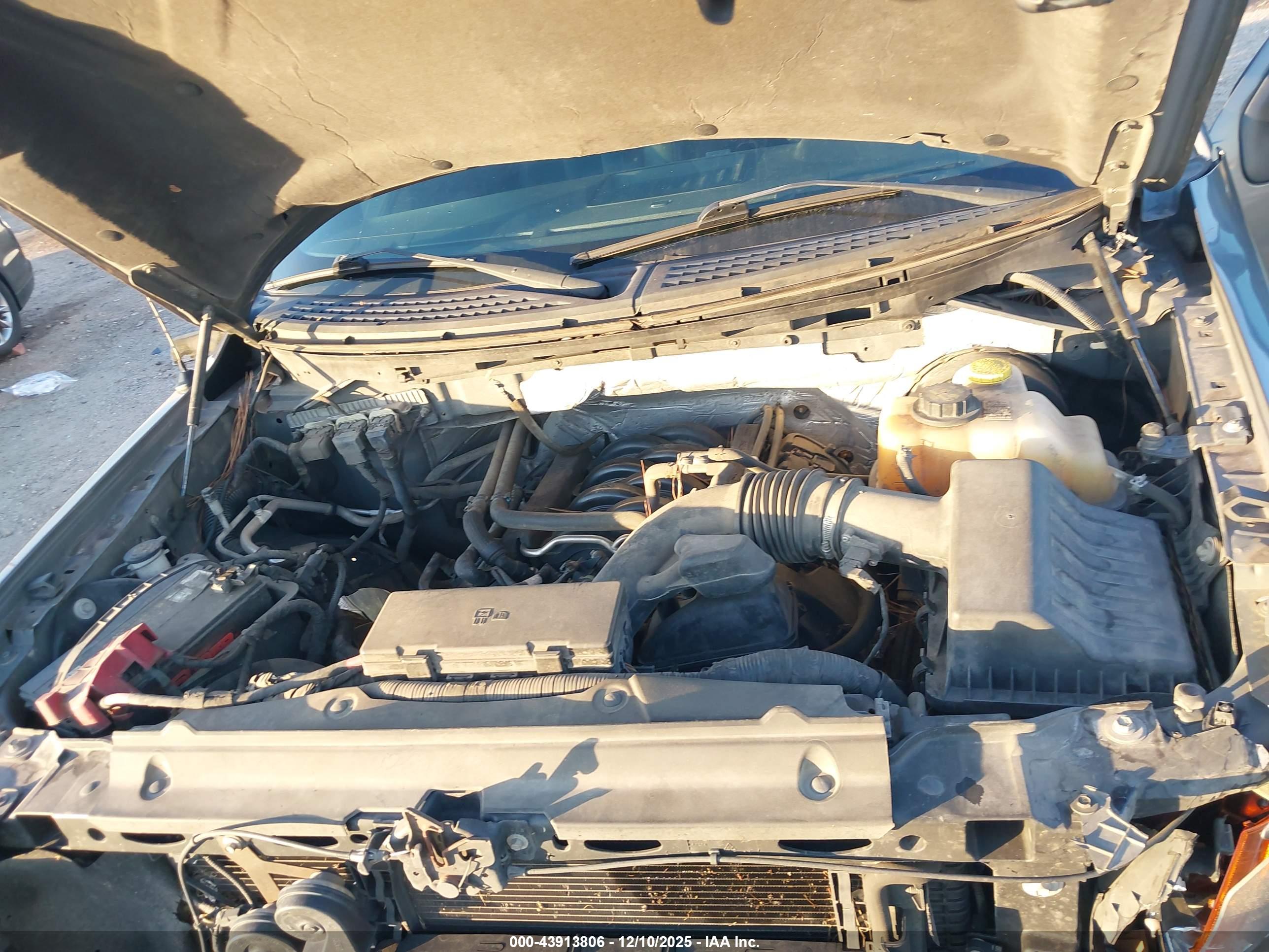 FORD F-150 image 10