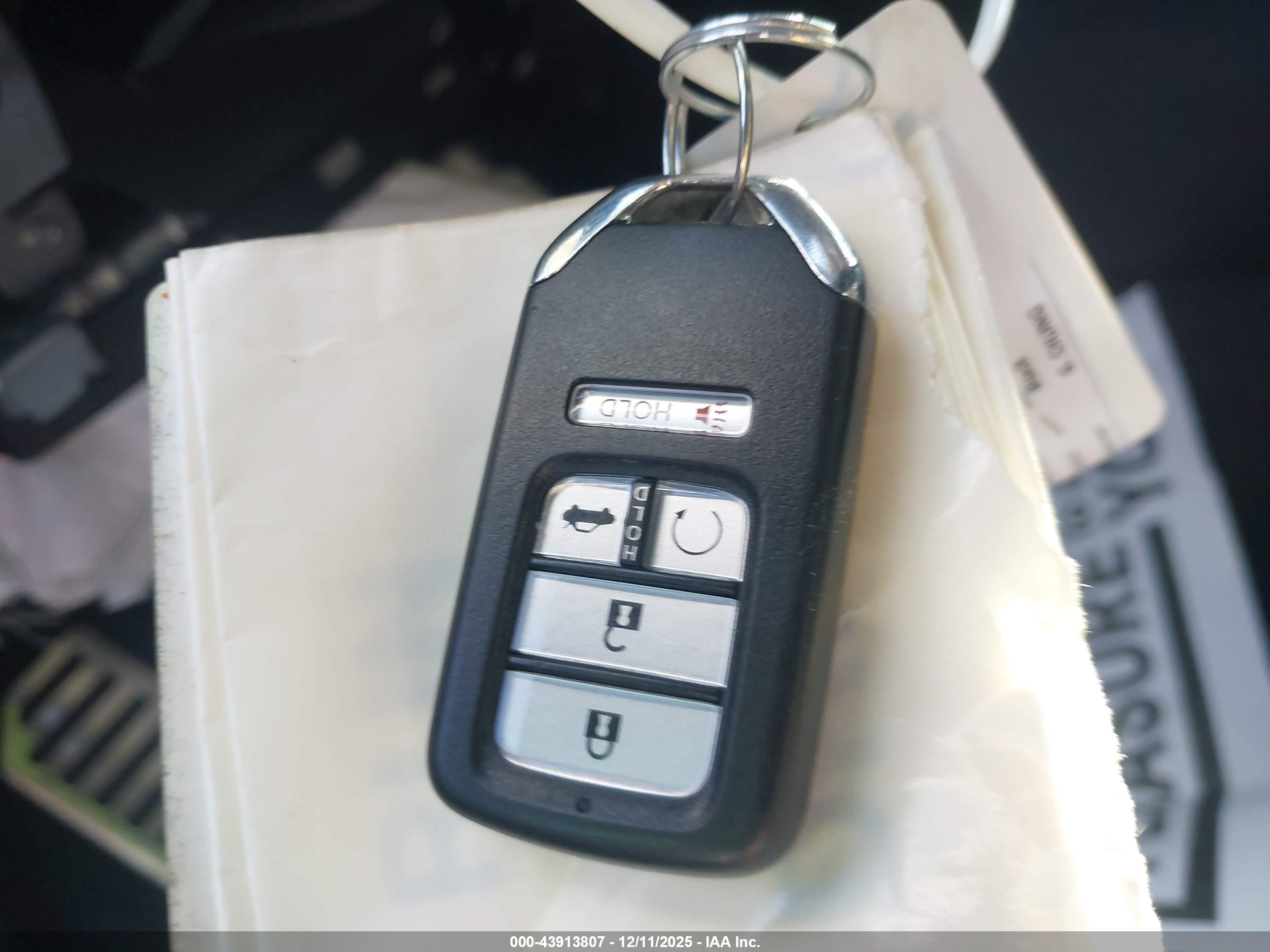 HONDA ACCORD image 11