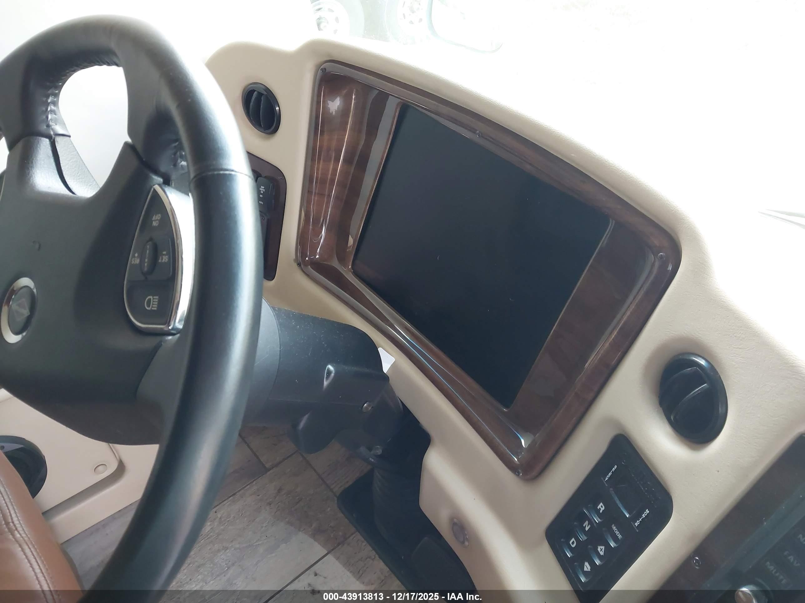 SPARTAN MOTORS image 6