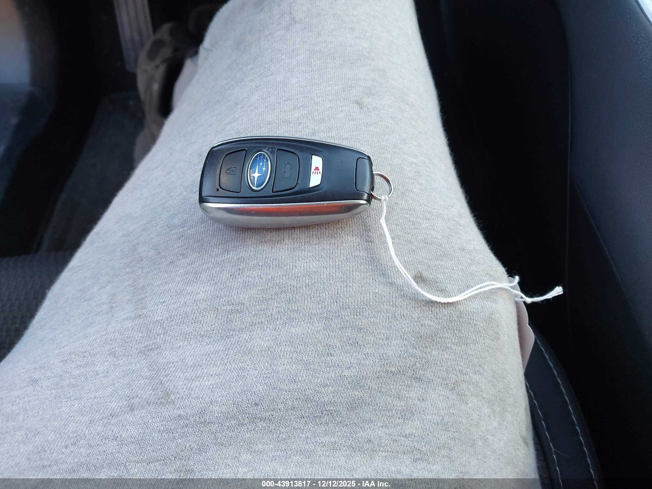 SUBARU OUTBACK image 11
