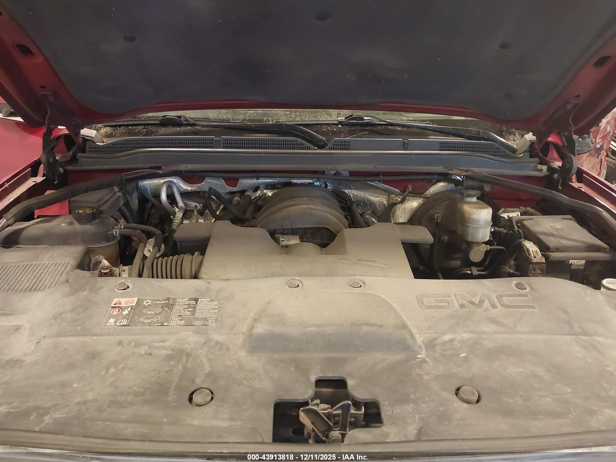 GMC YUKON image 10