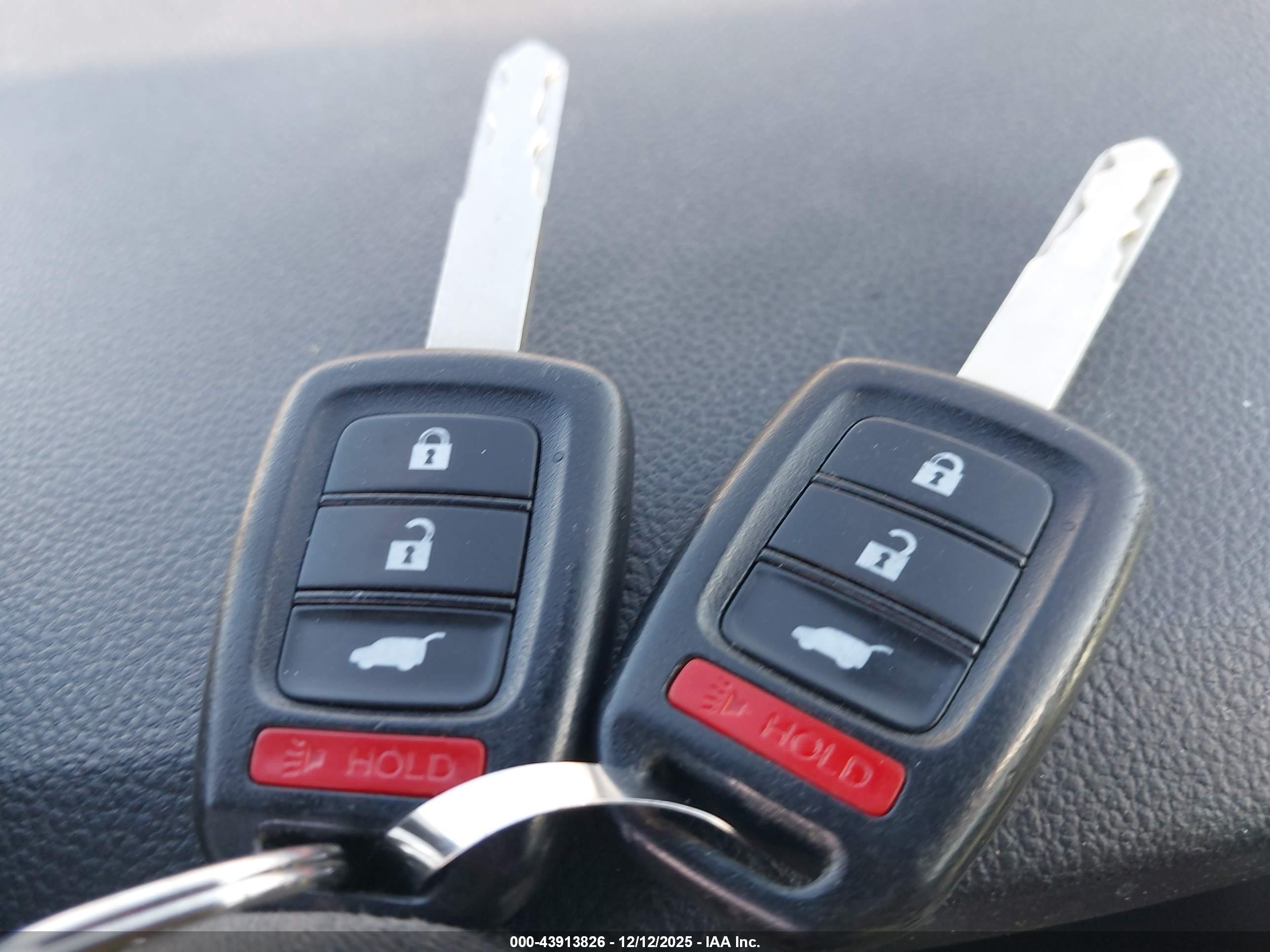 HONDA CR-V image 11