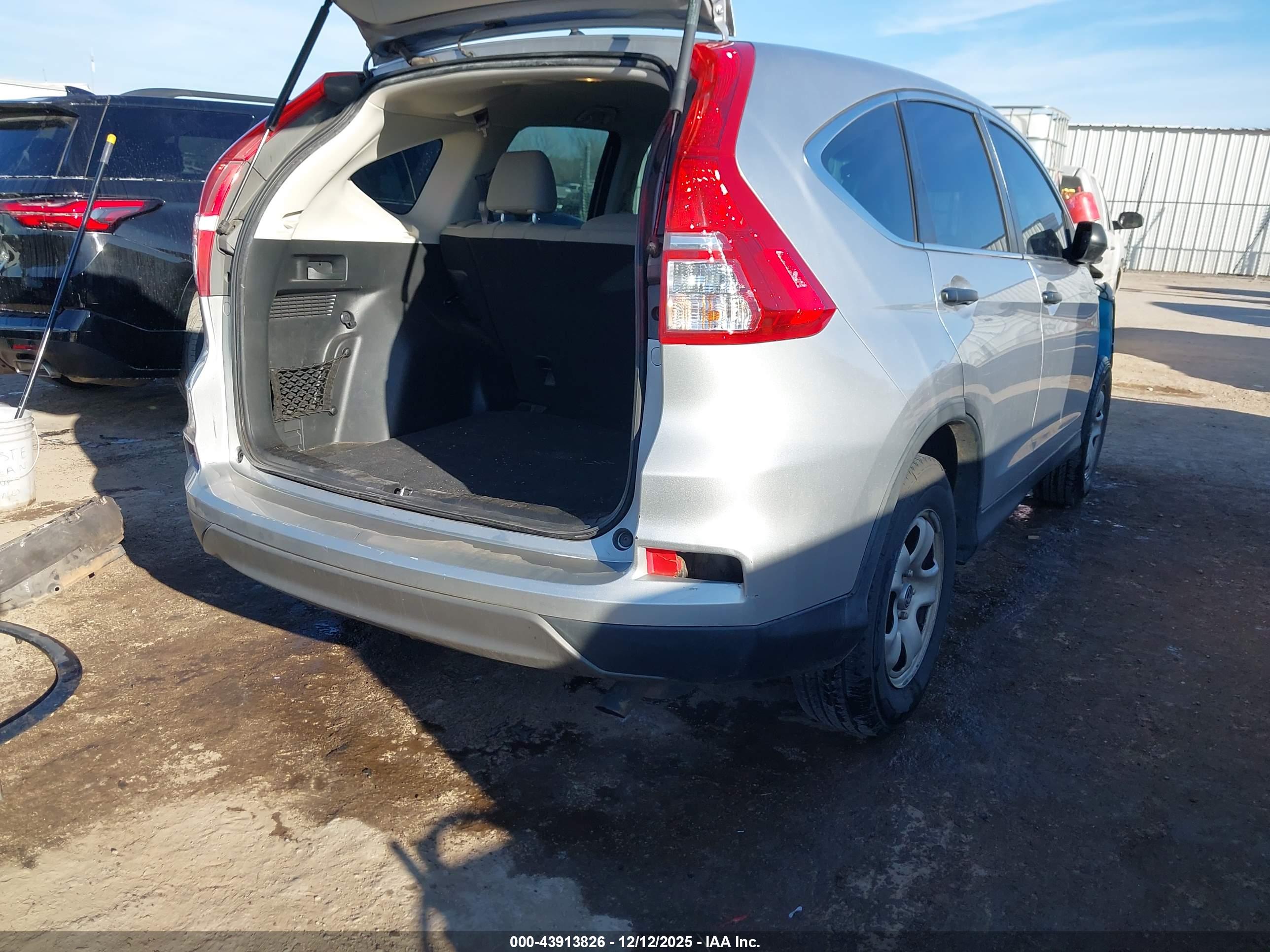 HONDA CR-V image 4