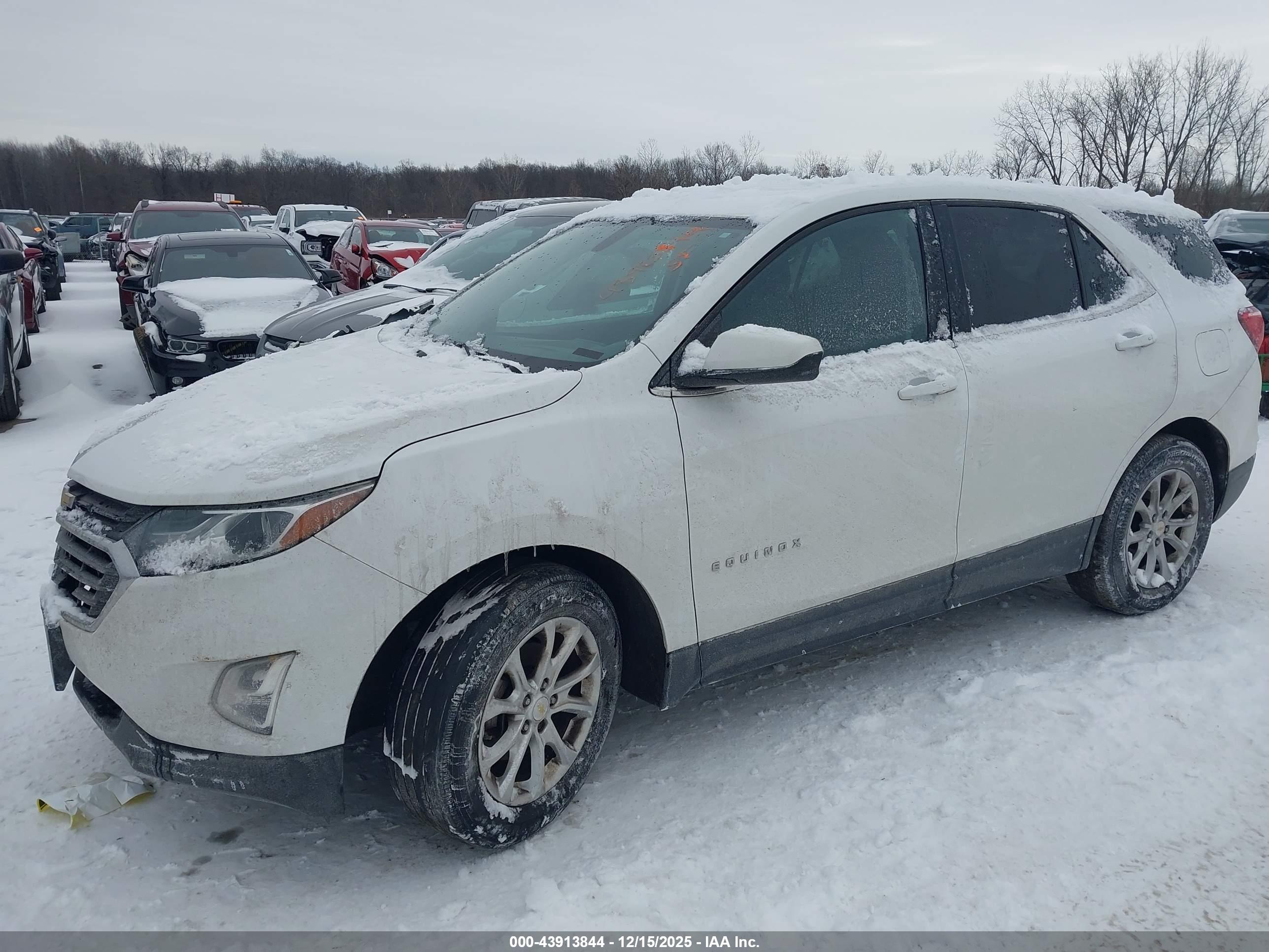 CHEVROLET EQUINOX image 2
