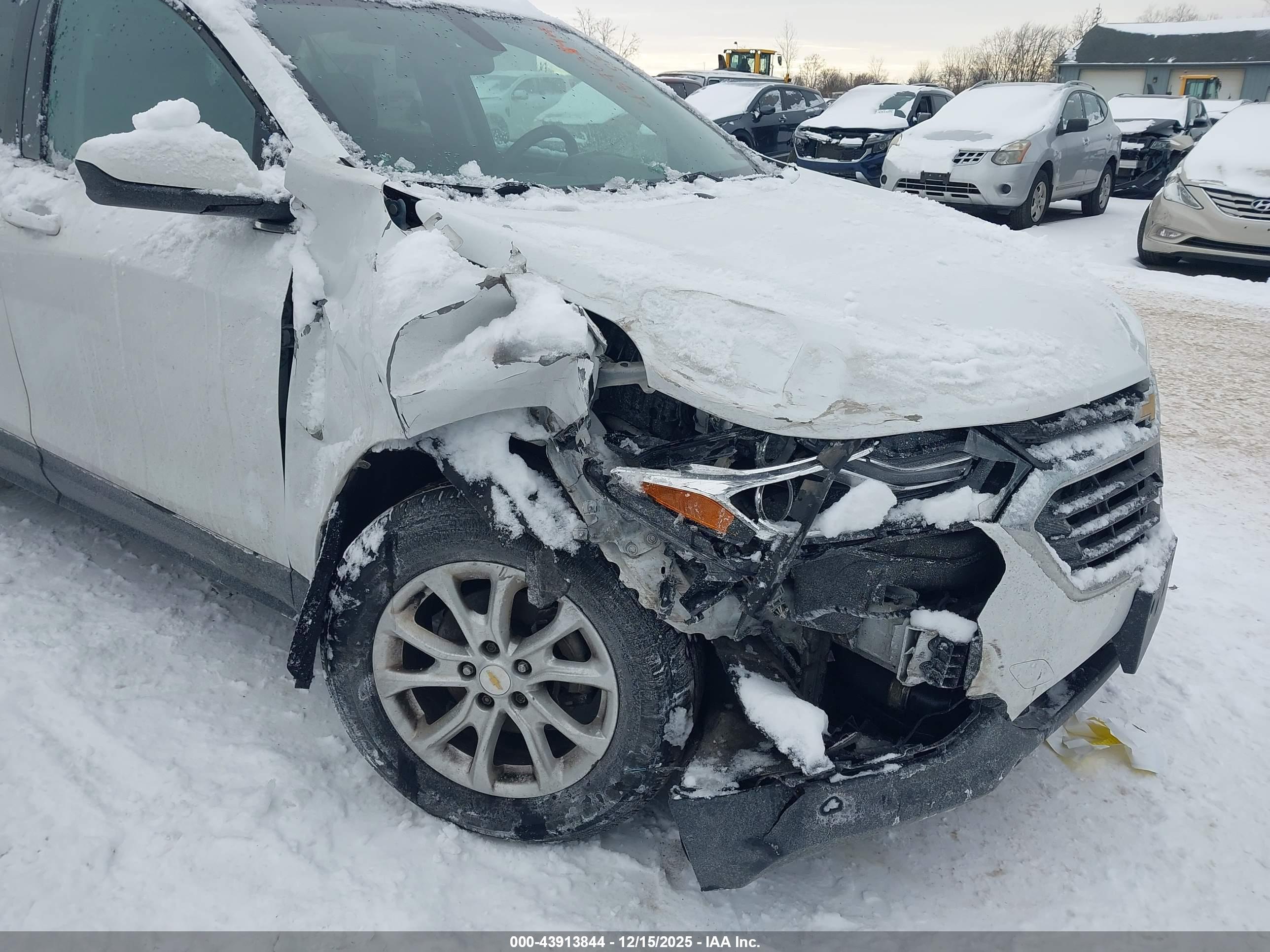 CHEVROLET EQUINOX image 6