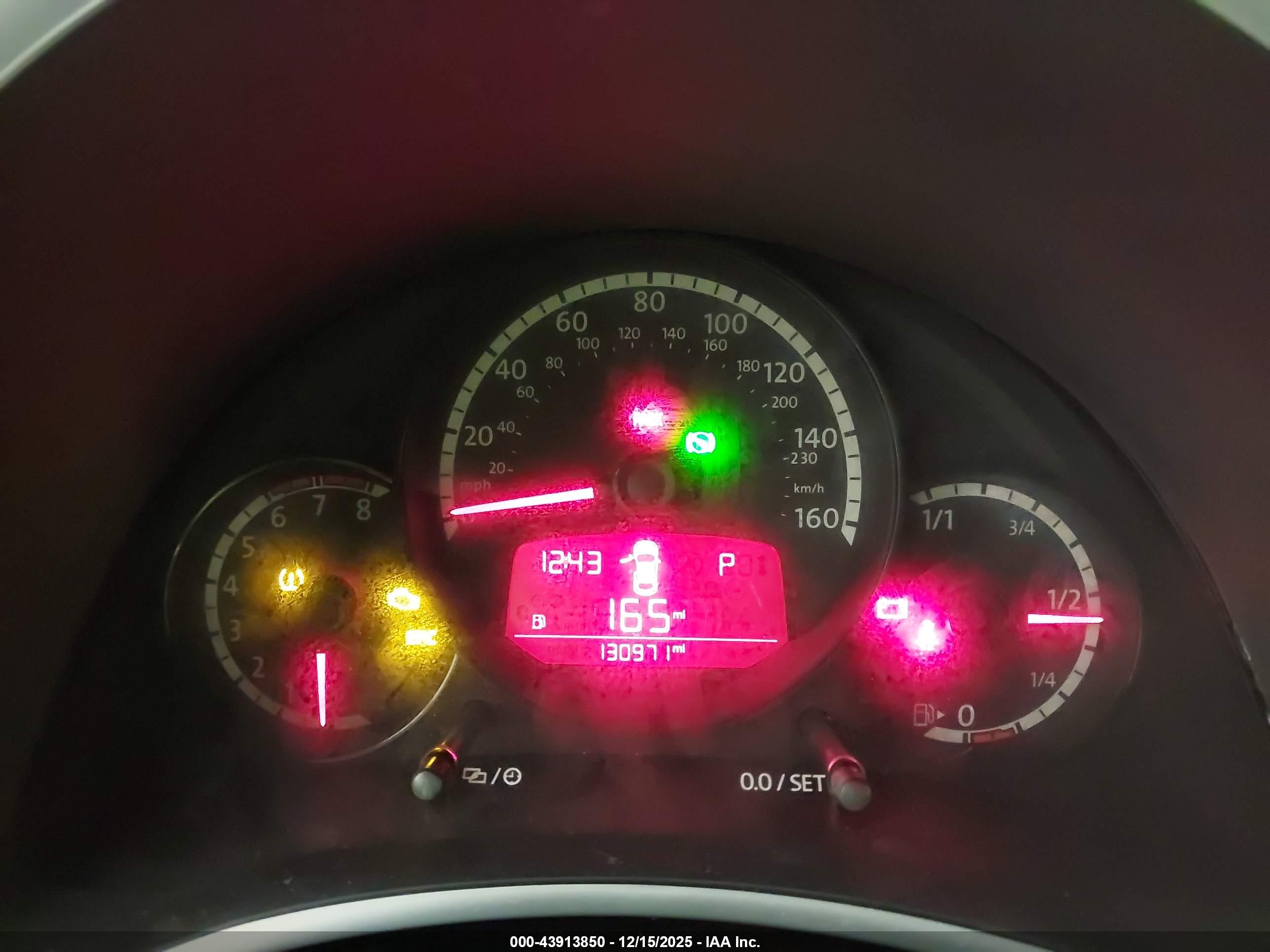 VOLKSWAGEN BEETLE image 7