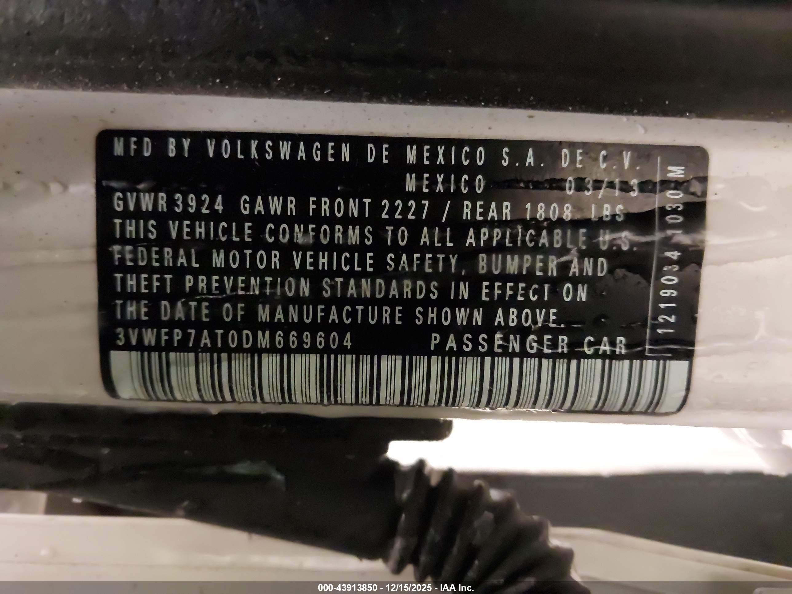 VOLKSWAGEN BEETLE image 9