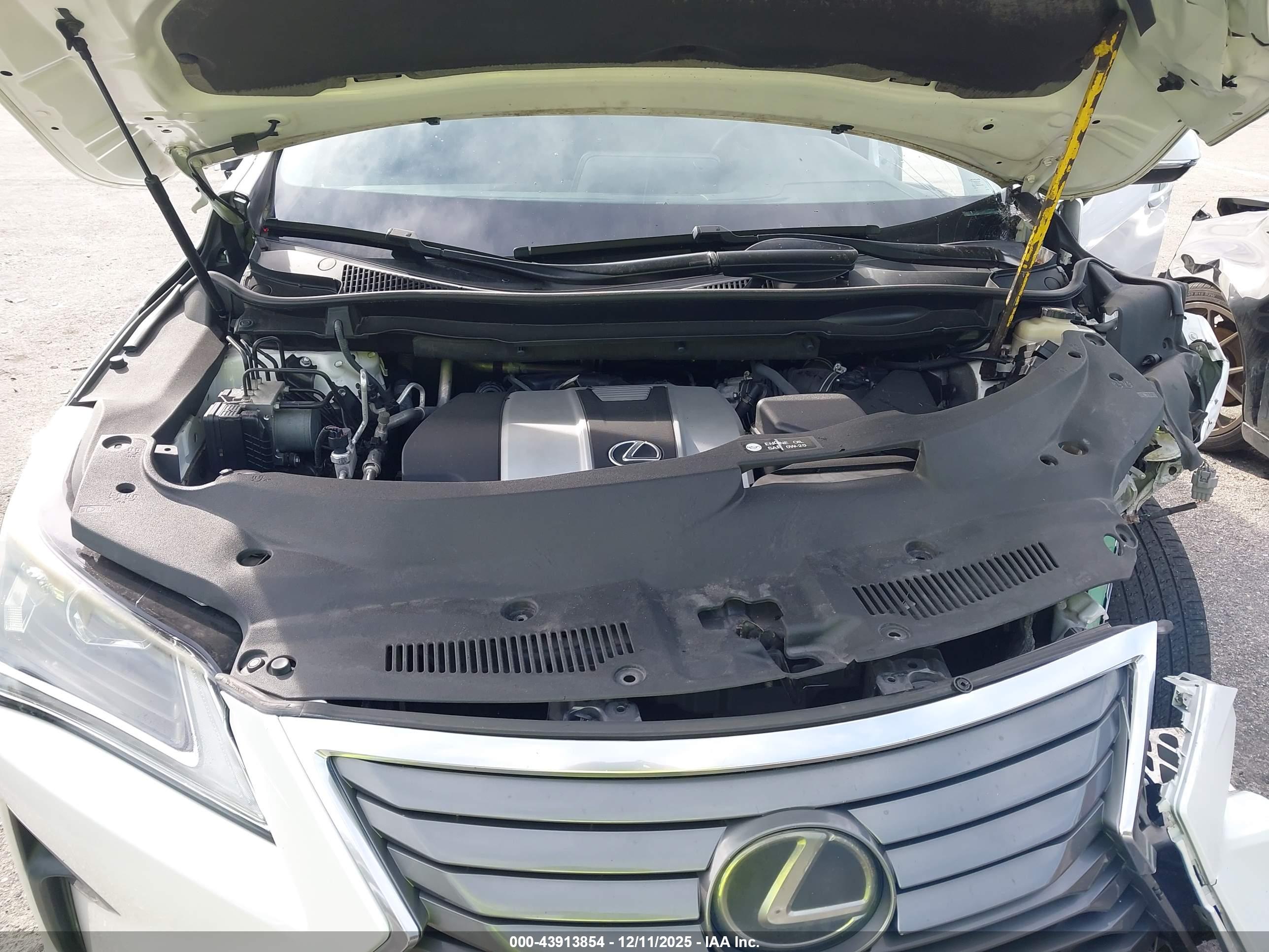 LEXUS RX image 10