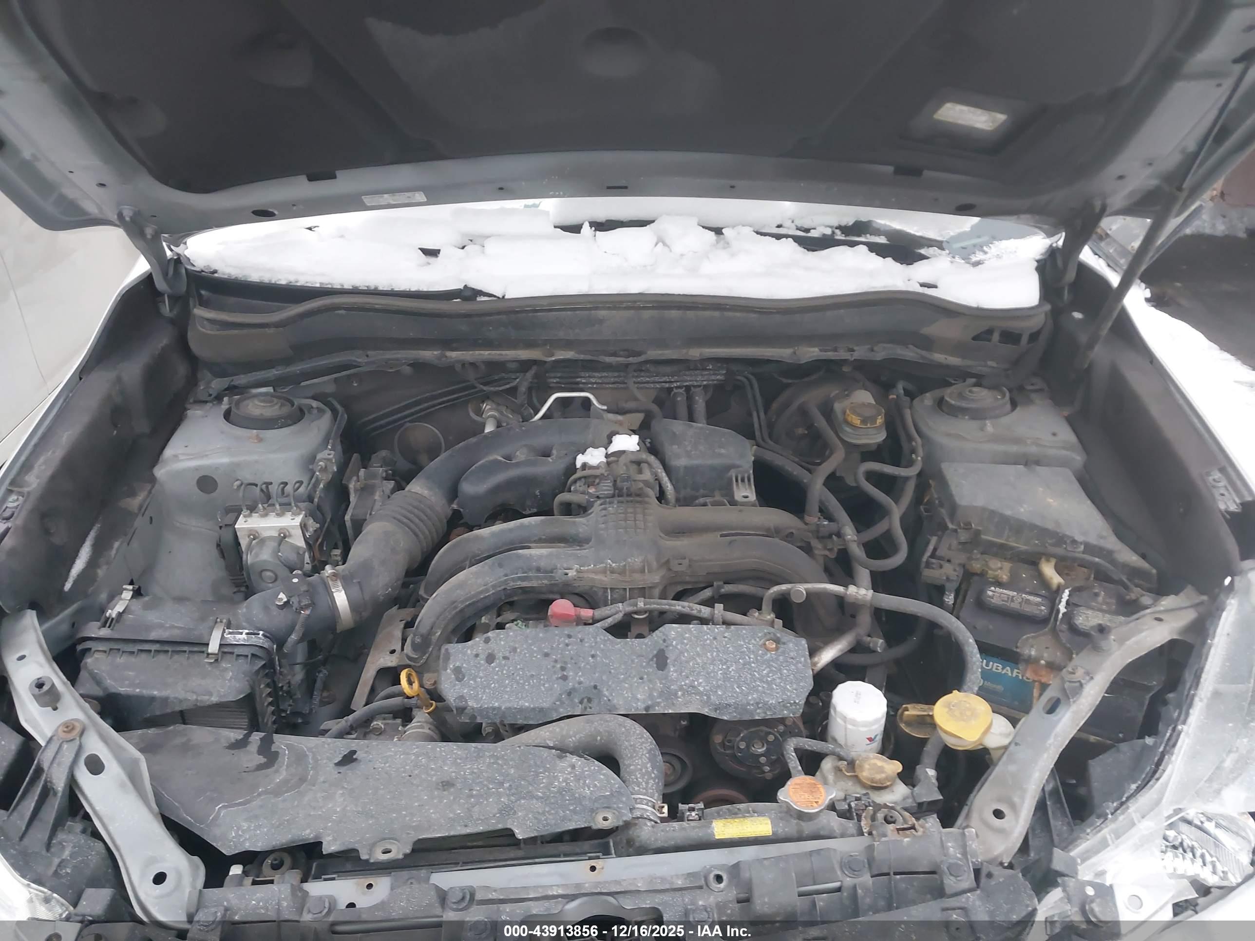 SUBARU FORESTER image 10