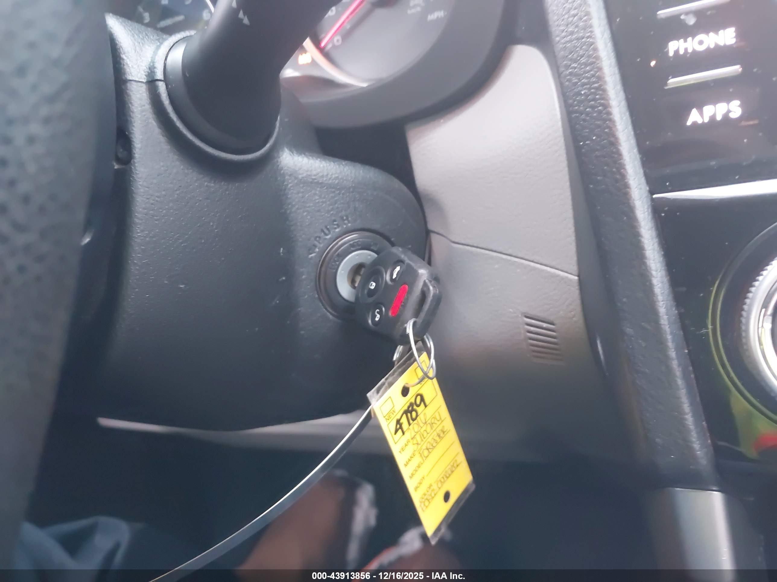 SUBARU FORESTER image 11