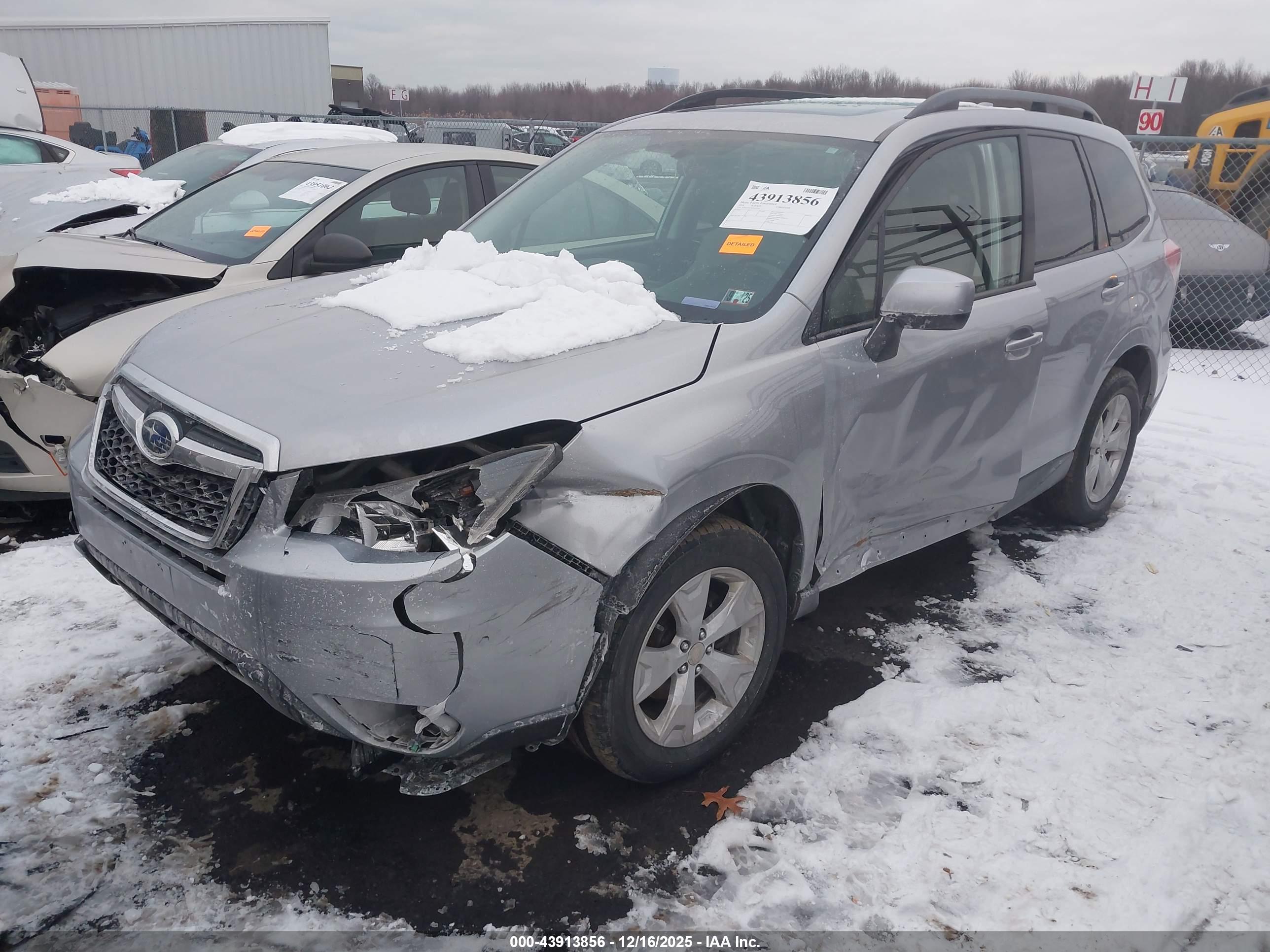 SUBARU FORESTER image 2