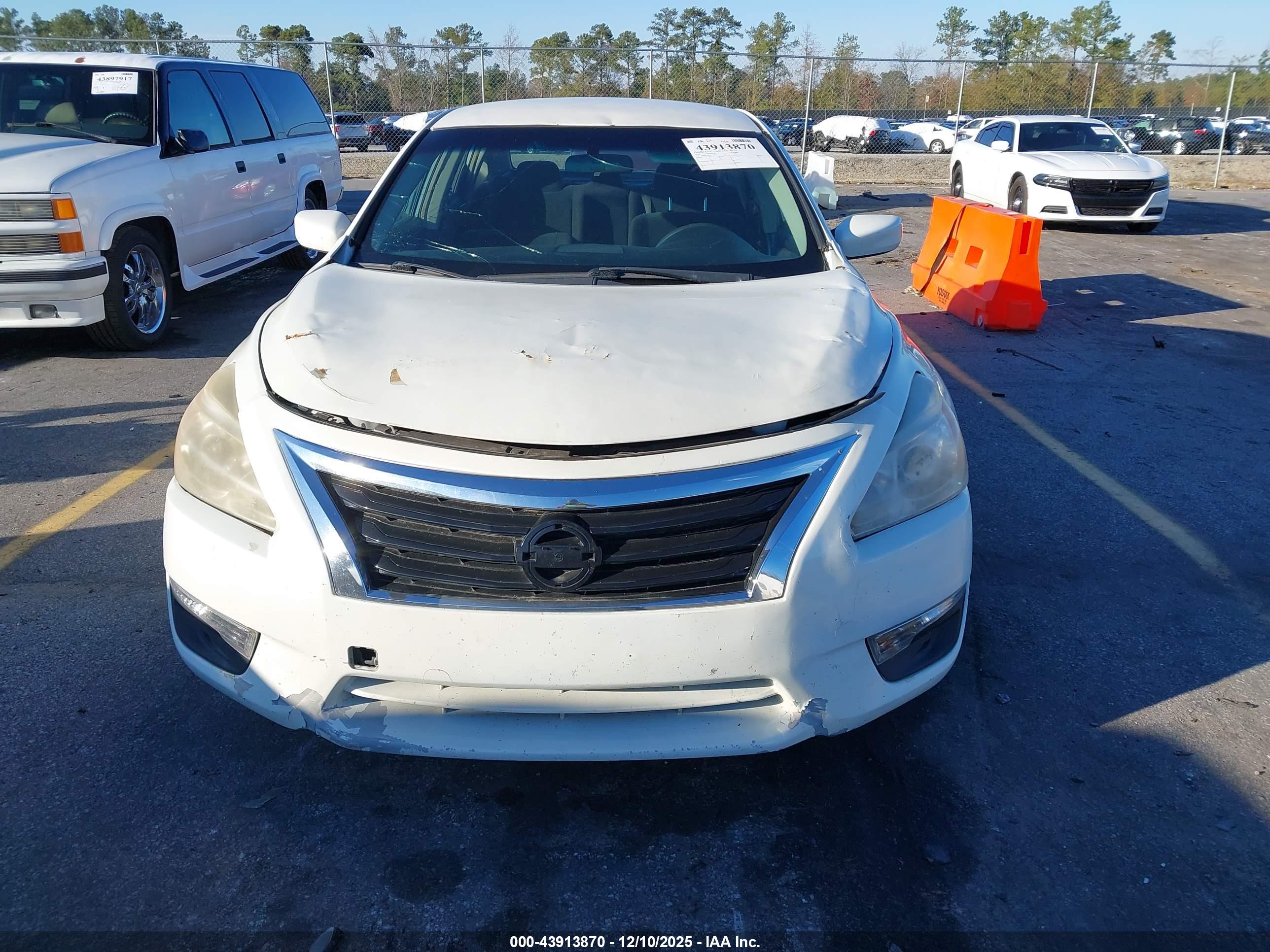 NISSAN ALTIMA image 6