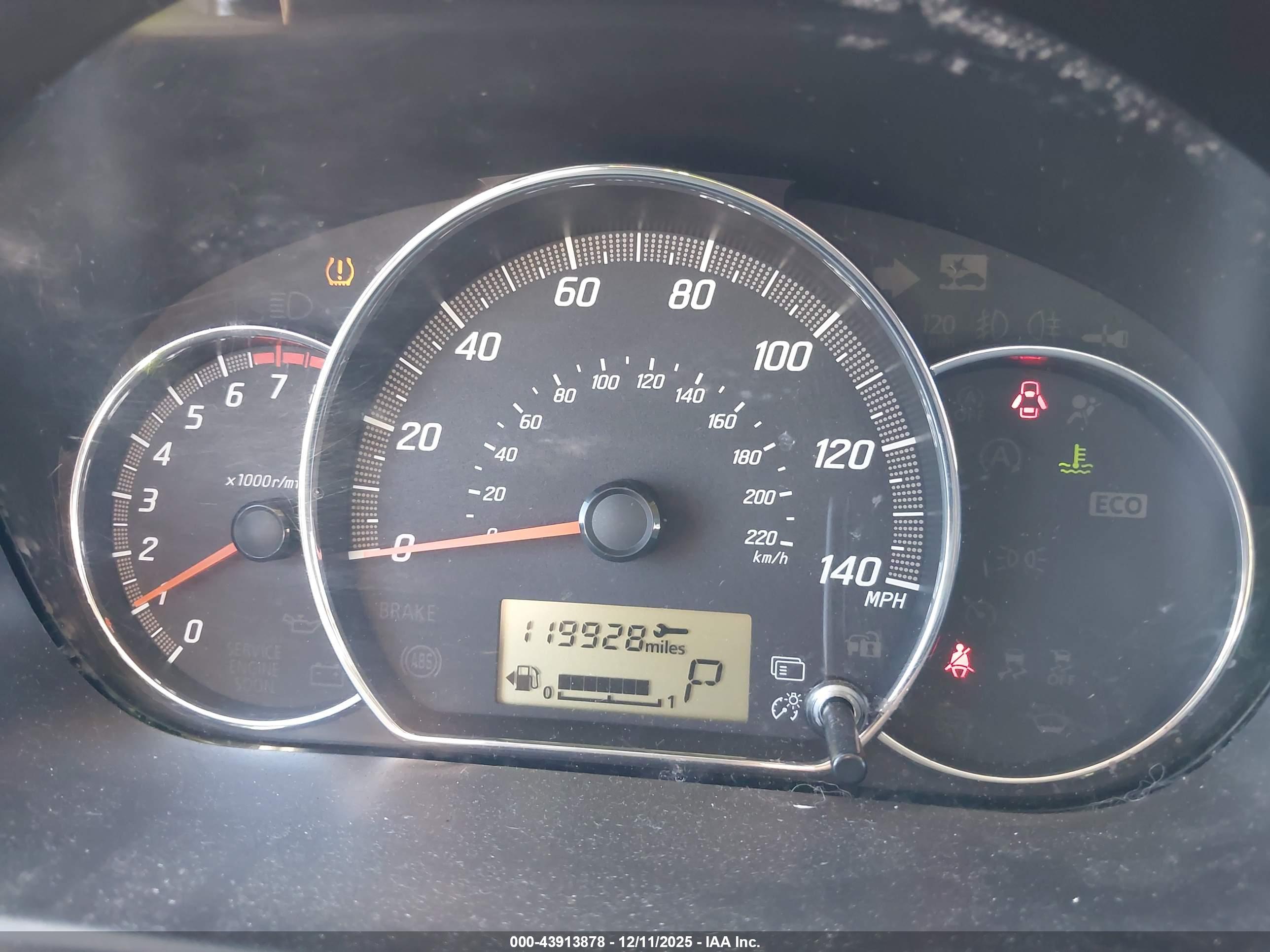 MITSUBISHI MIRAGE image 7