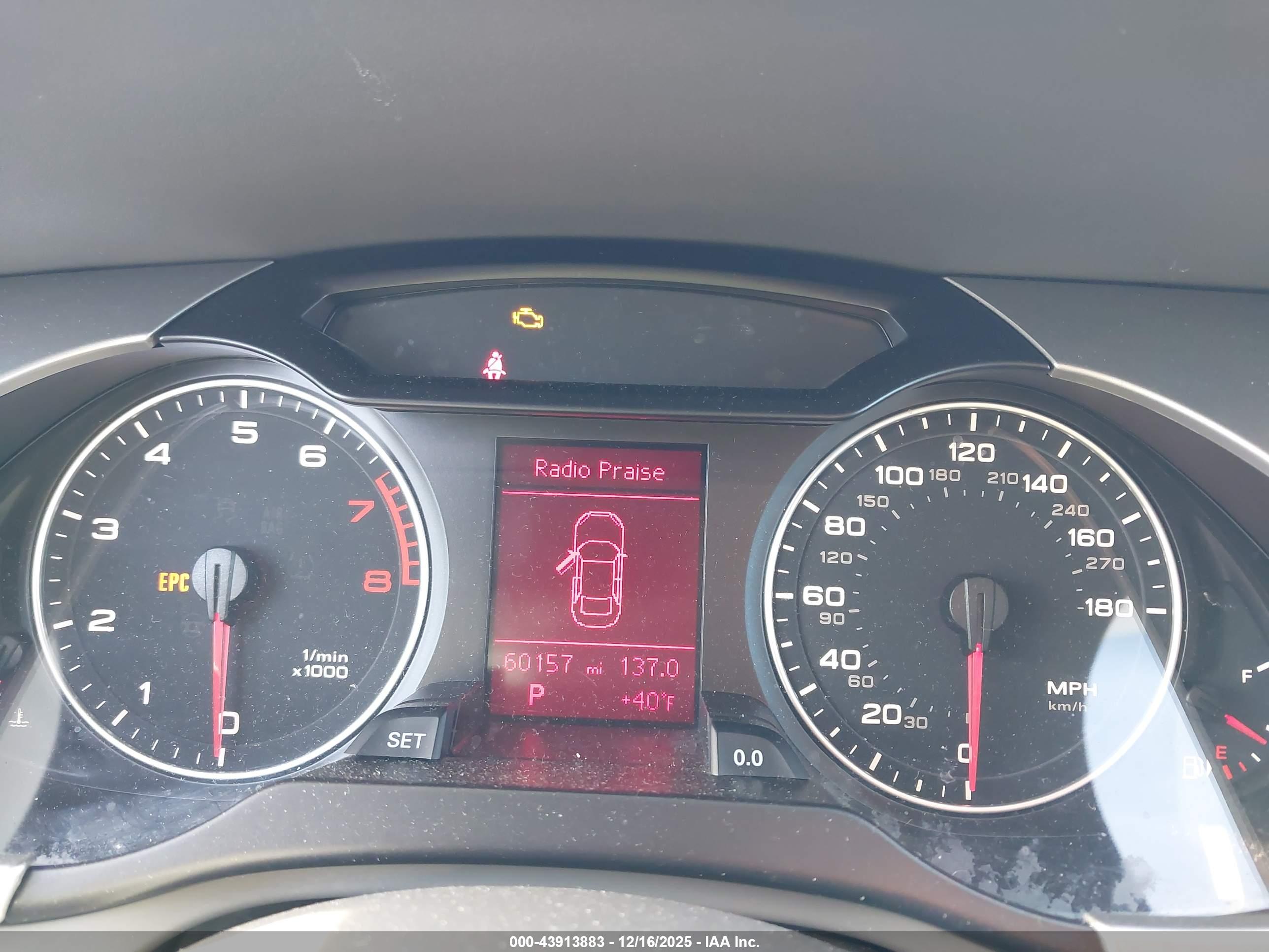 AUDI A4 image 7