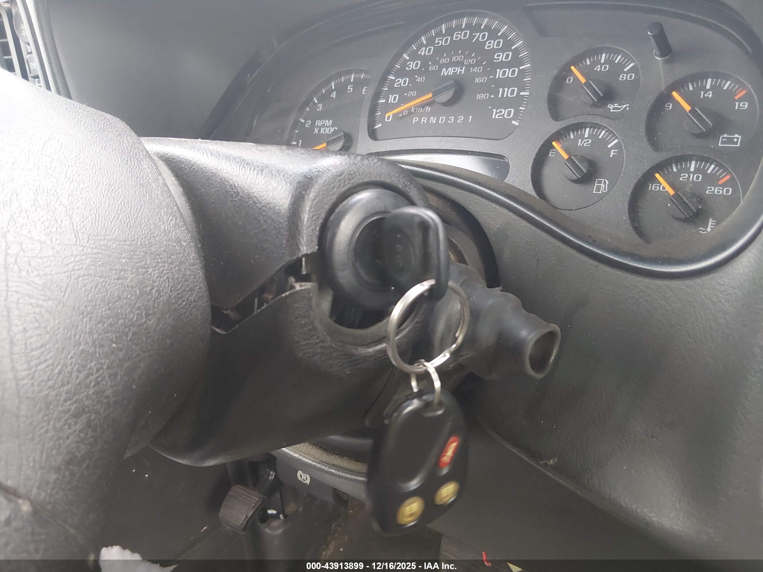 GMC SIERRA image 11