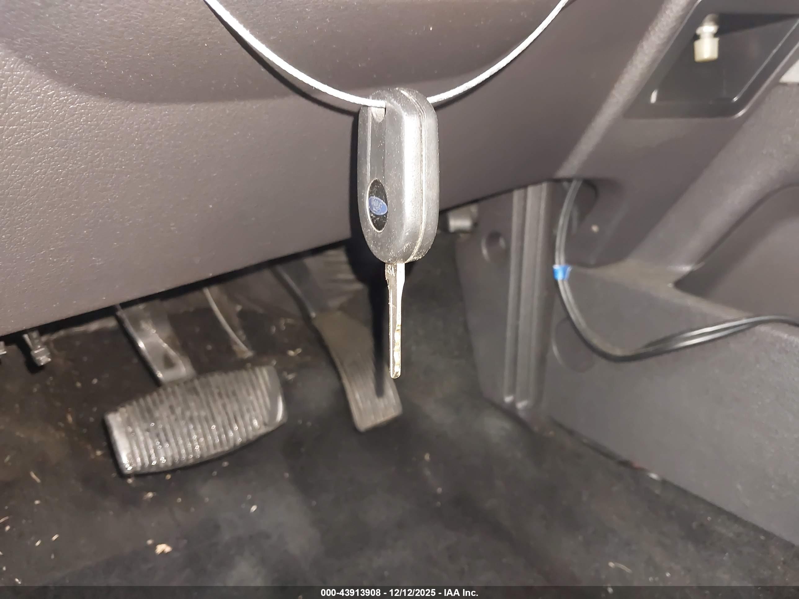 FORD F-250 image 11