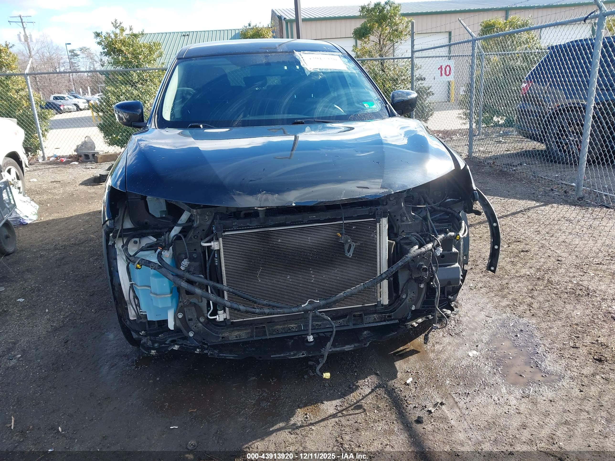NISSAN ROGUE image 6