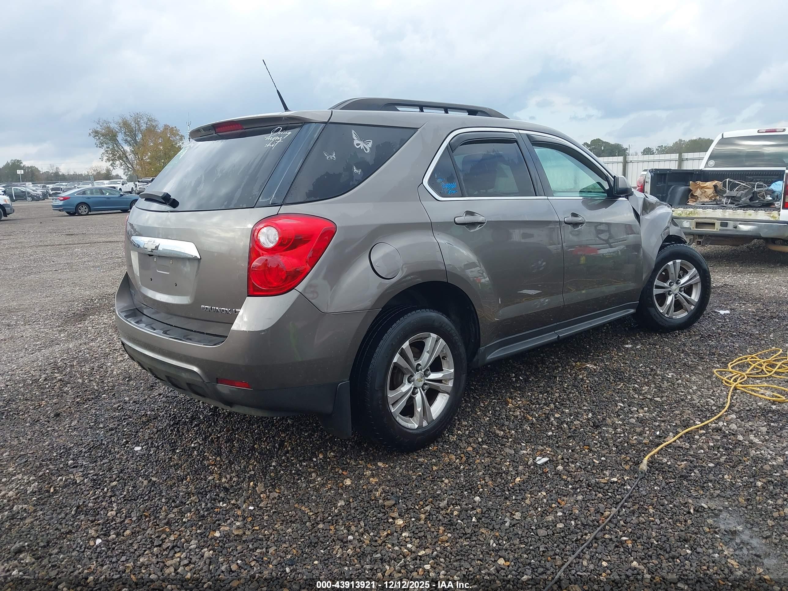 CHEVROLET EQUINOX image 4