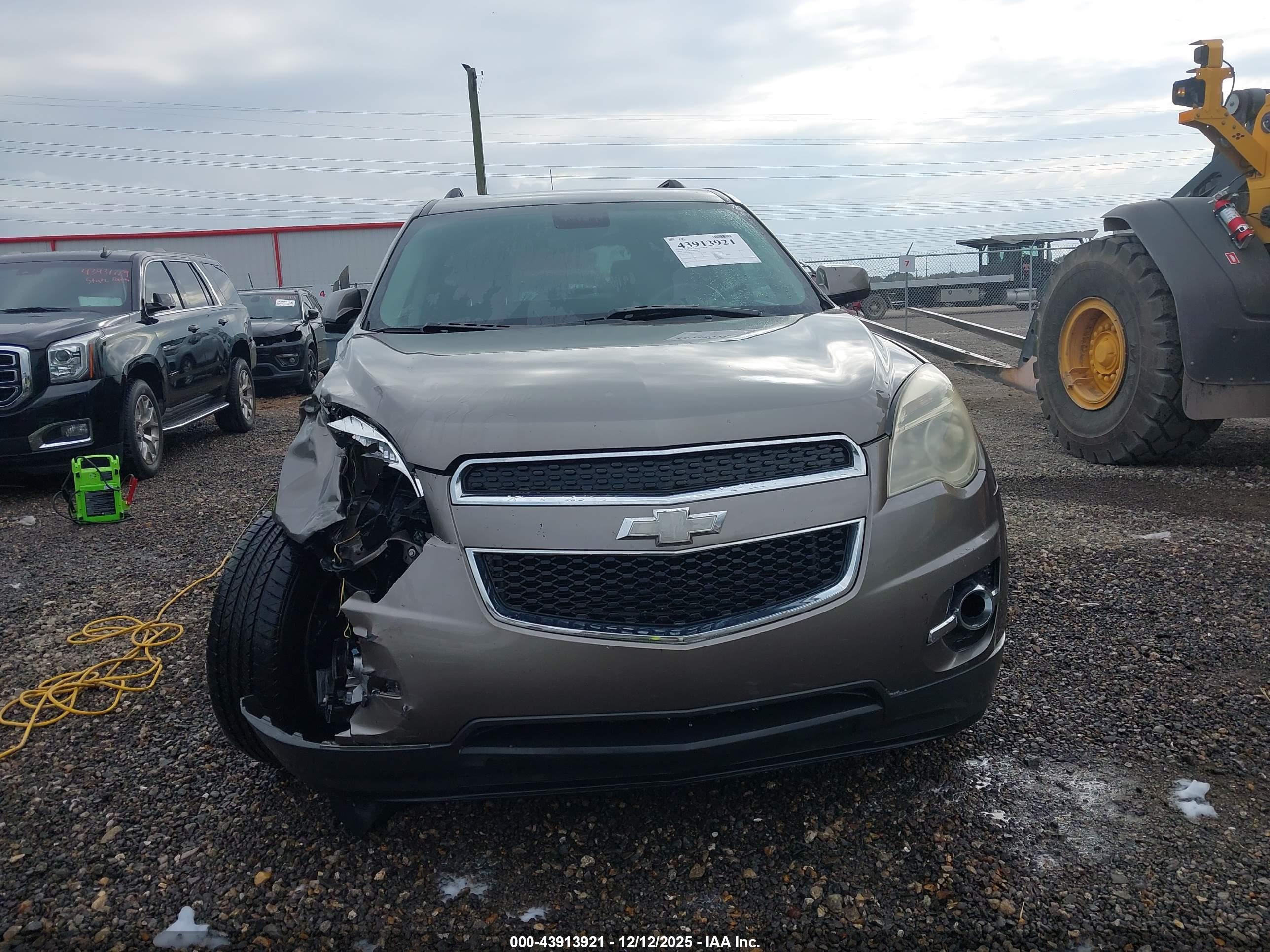 CHEVROLET EQUINOX image 6