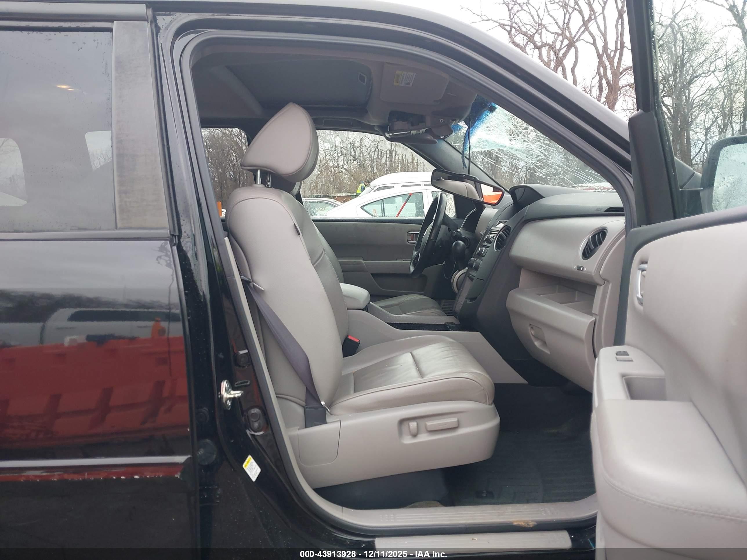 HONDA PILOT image 5