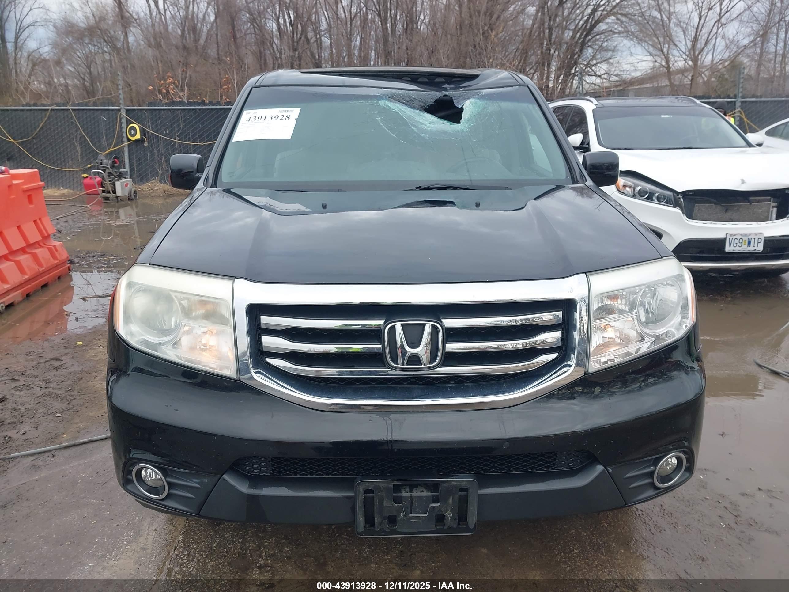 HONDA PILOT image 6
