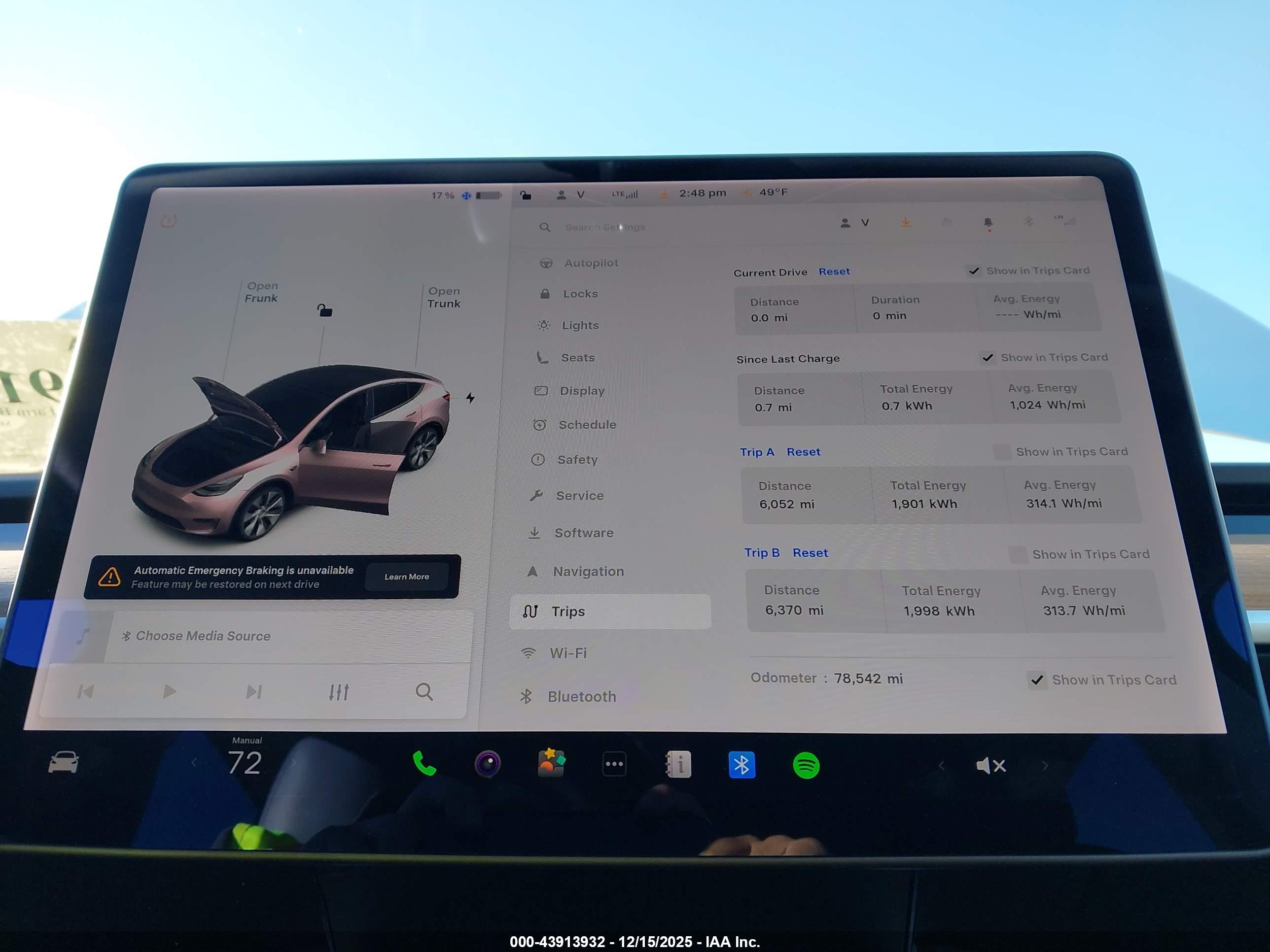 TESLA MODEL image 7