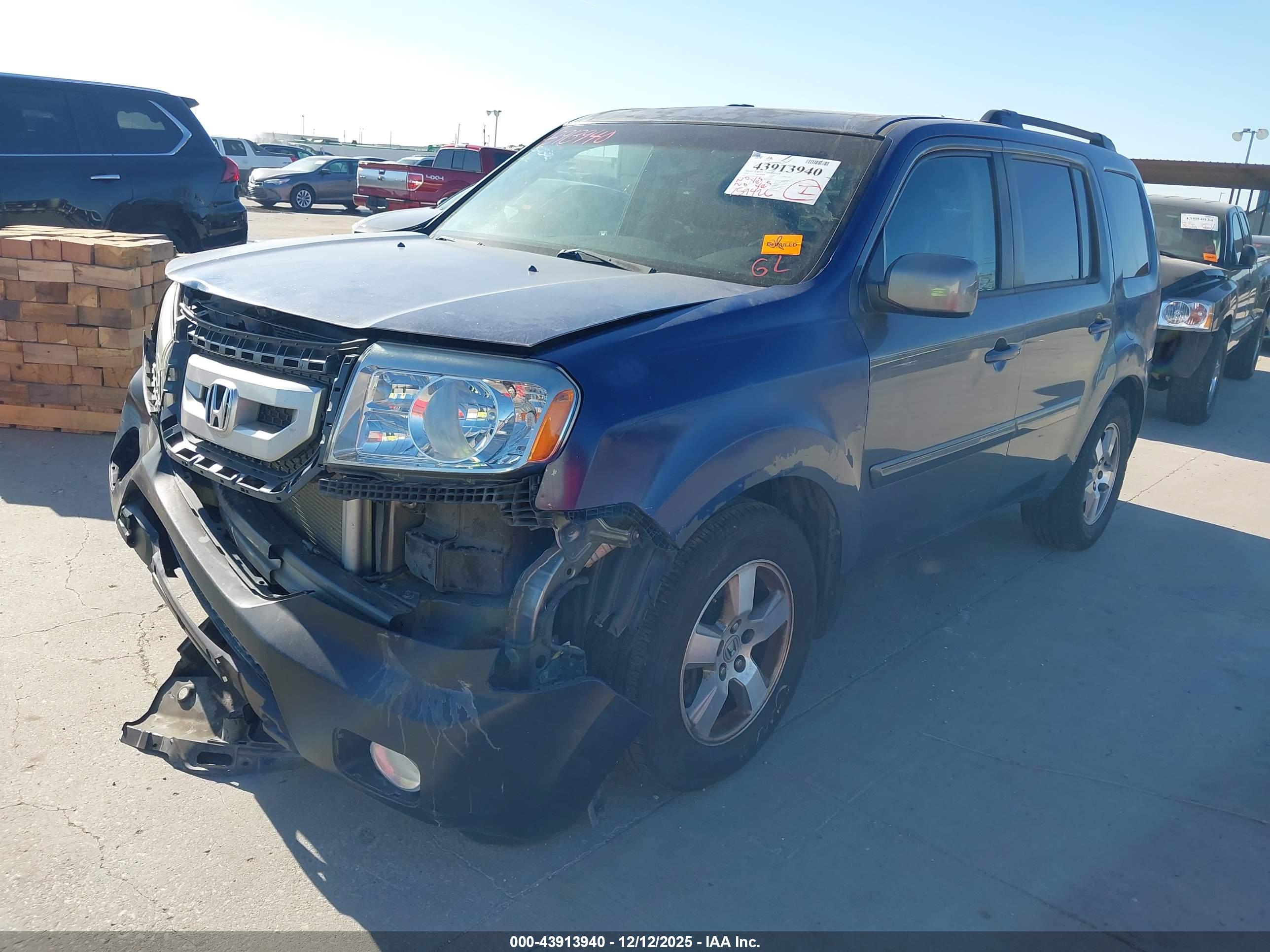 HONDA PILOT image 2