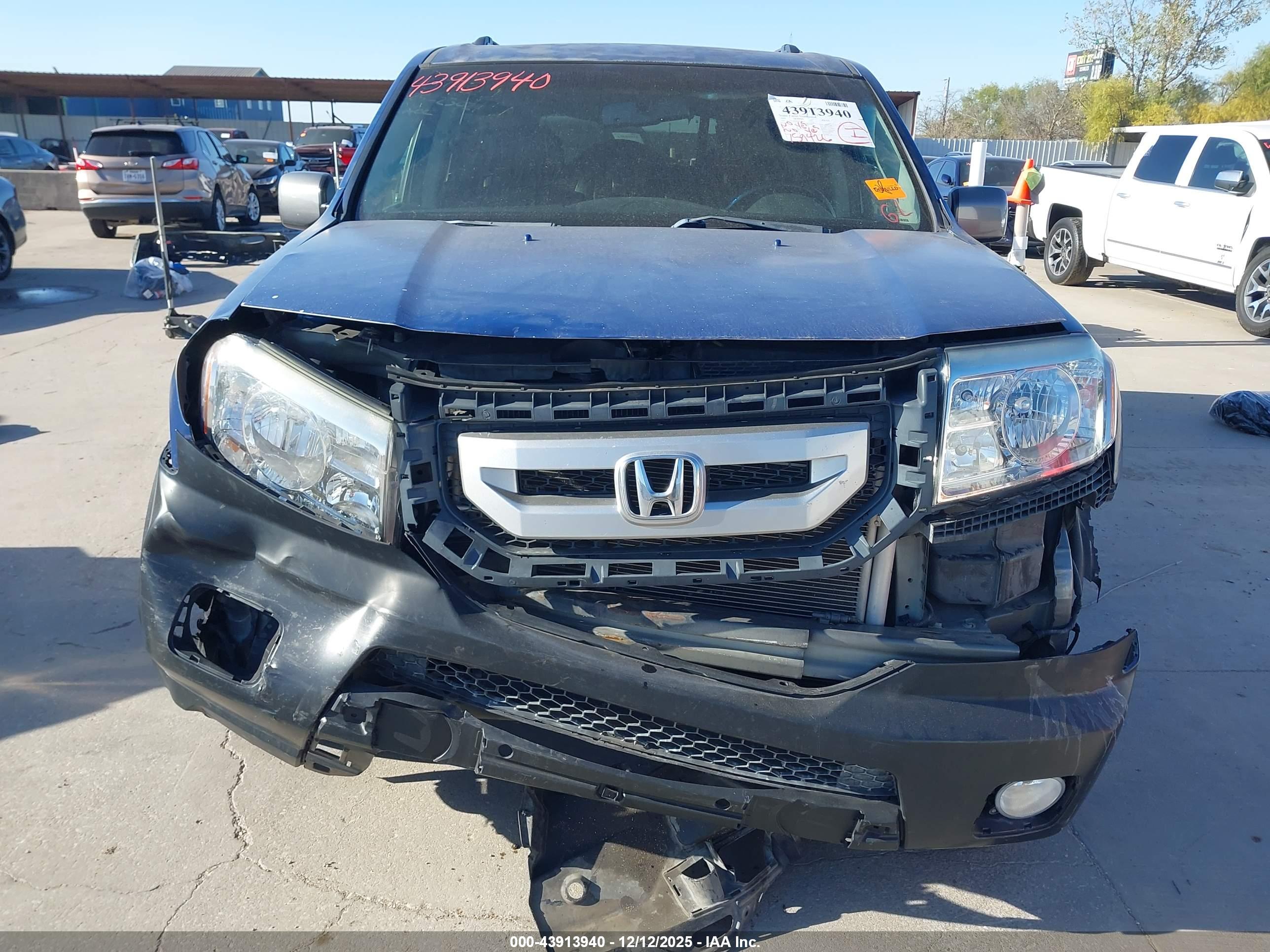 HONDA PILOT image 6