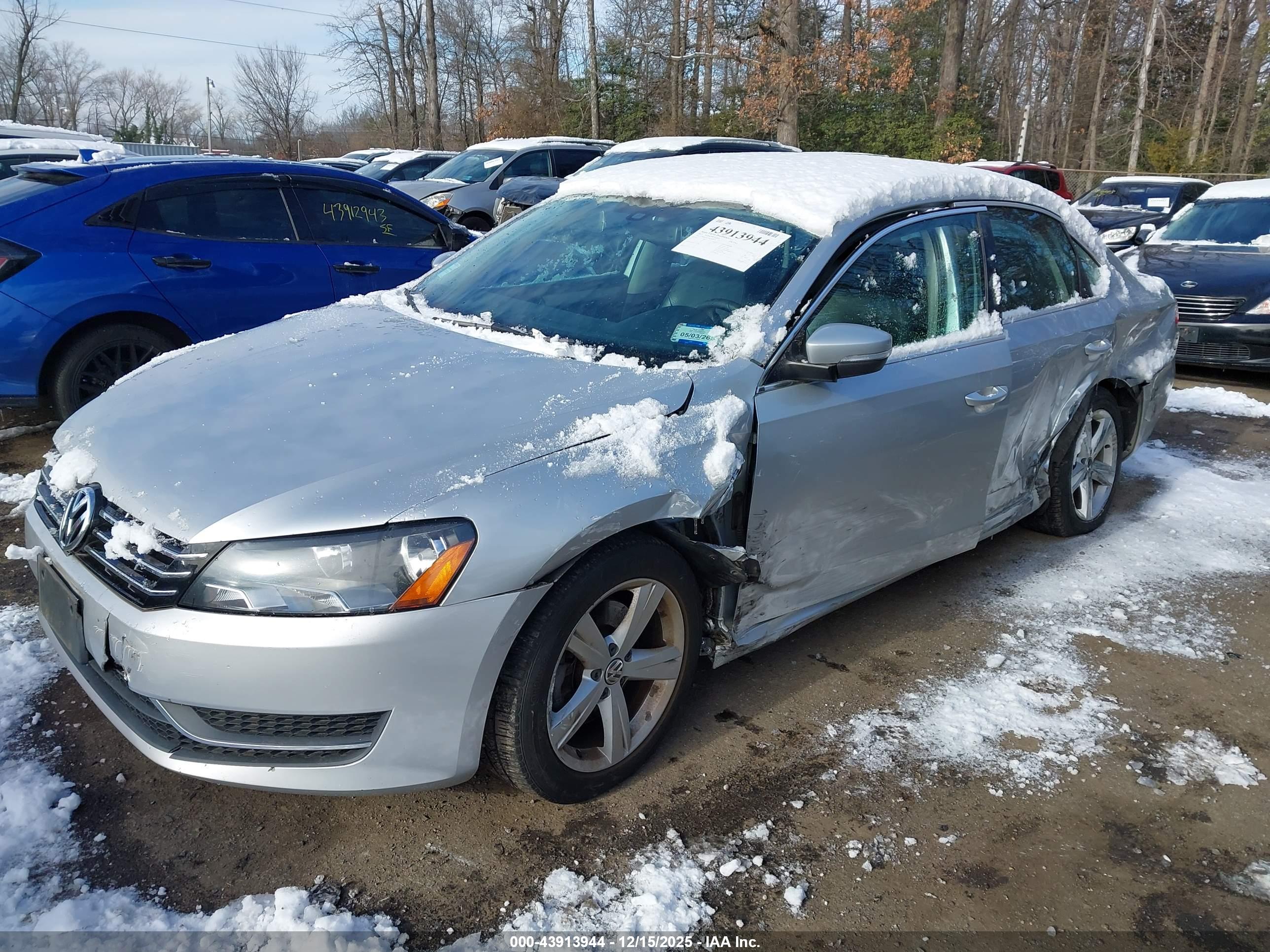 VOLKSWAGEN PASSAT image 2