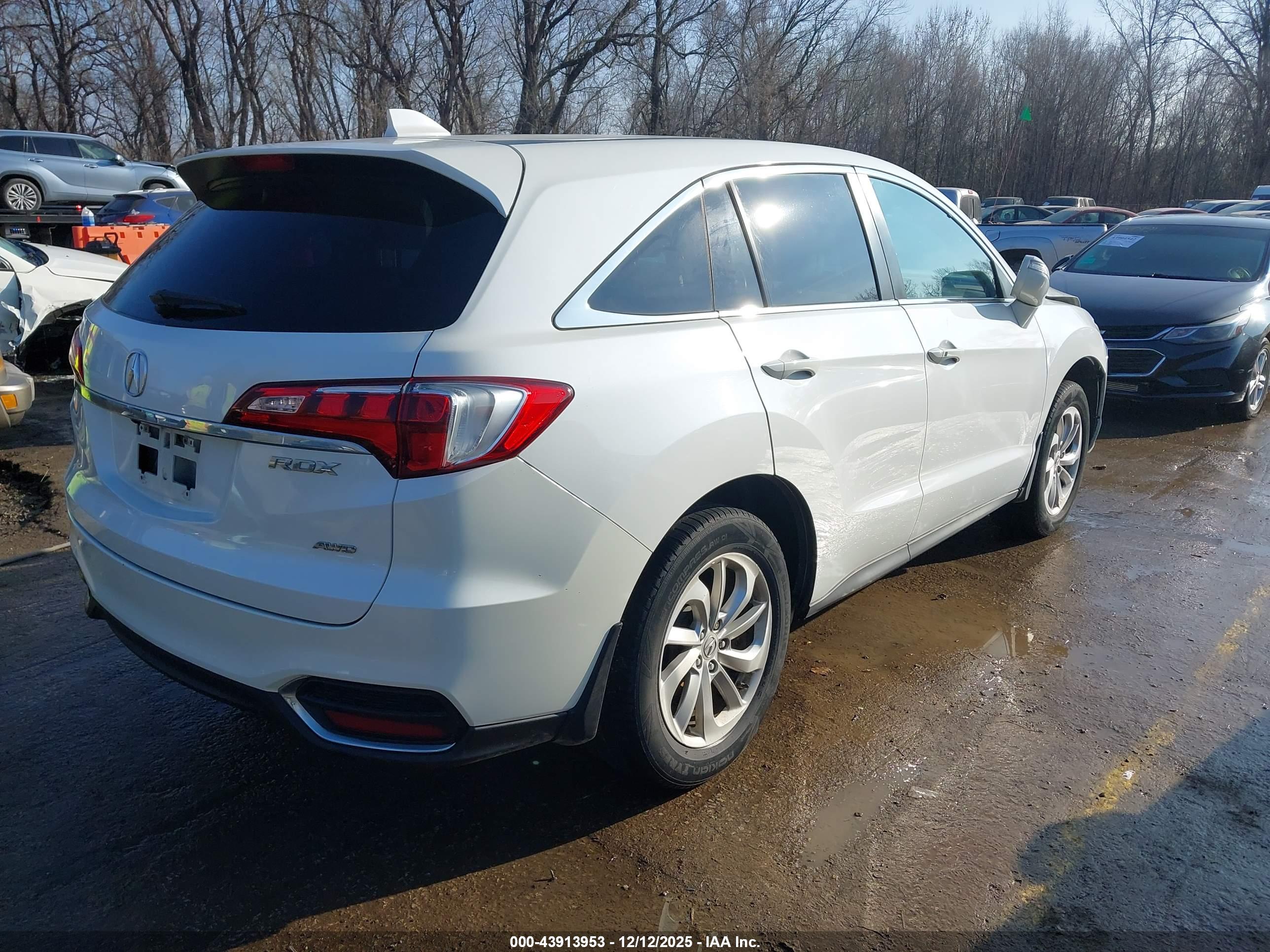 ACURA RDX image 4