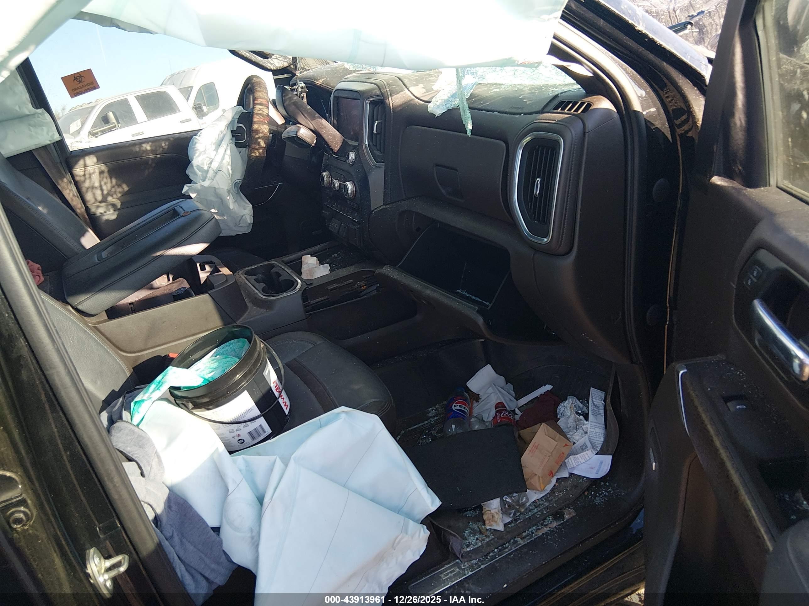 GMC SIERRA image 5