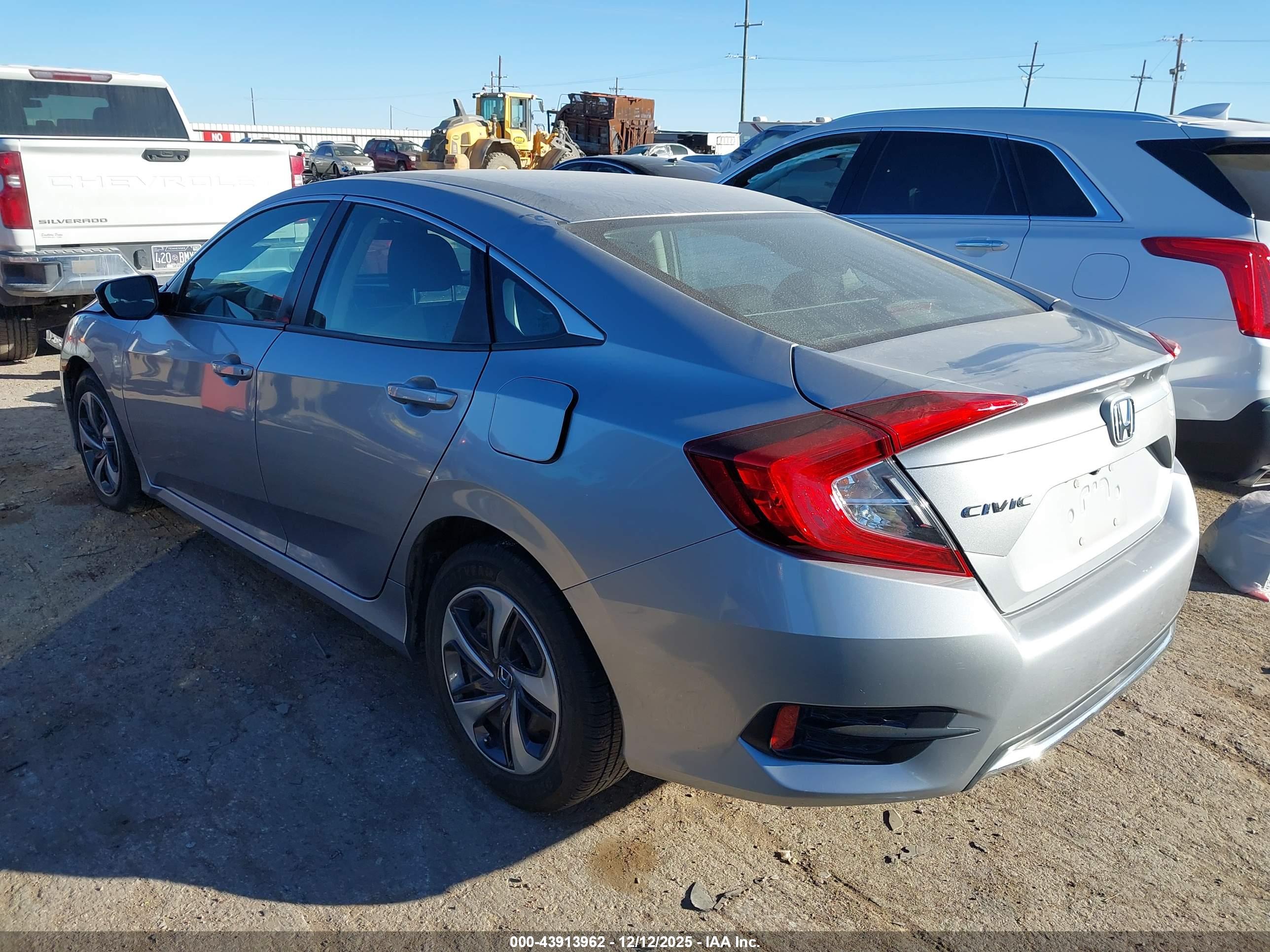 HONDA CIVIC image 3