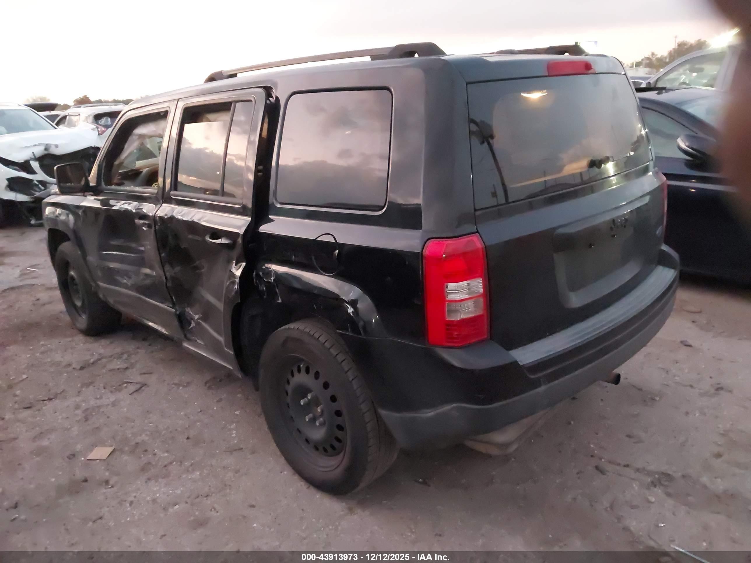 JEEP PATRIOT image 3