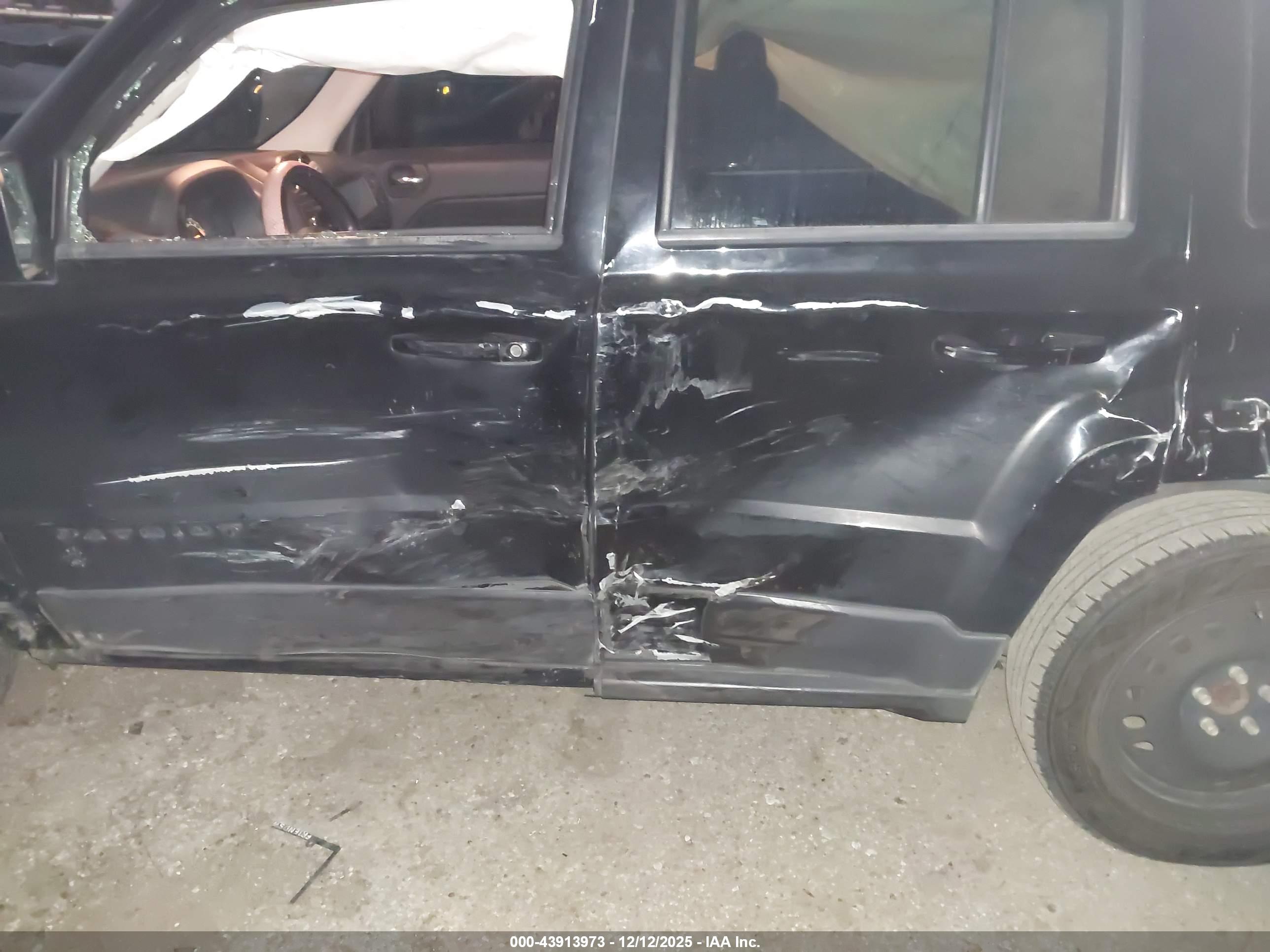 JEEP PATRIOT image 6